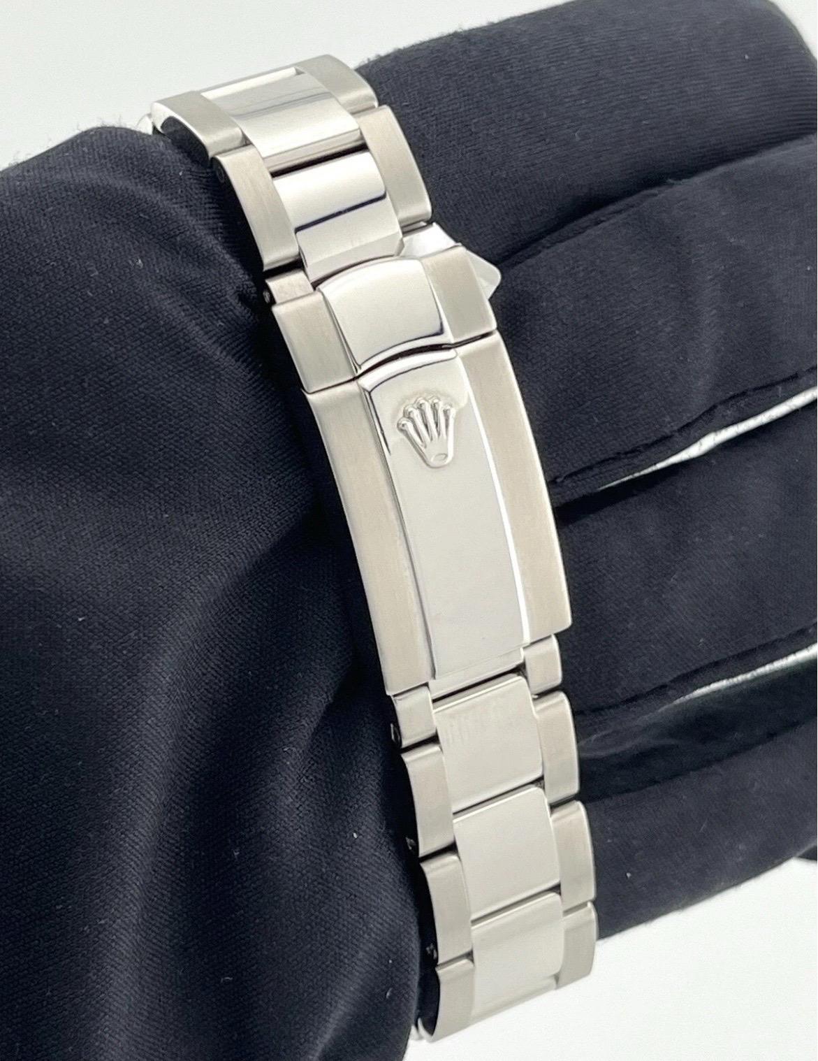 Rolex Date 34mm Black Dial Oyster Bracelet Stainless Steel Watch 115210 For Sale 6