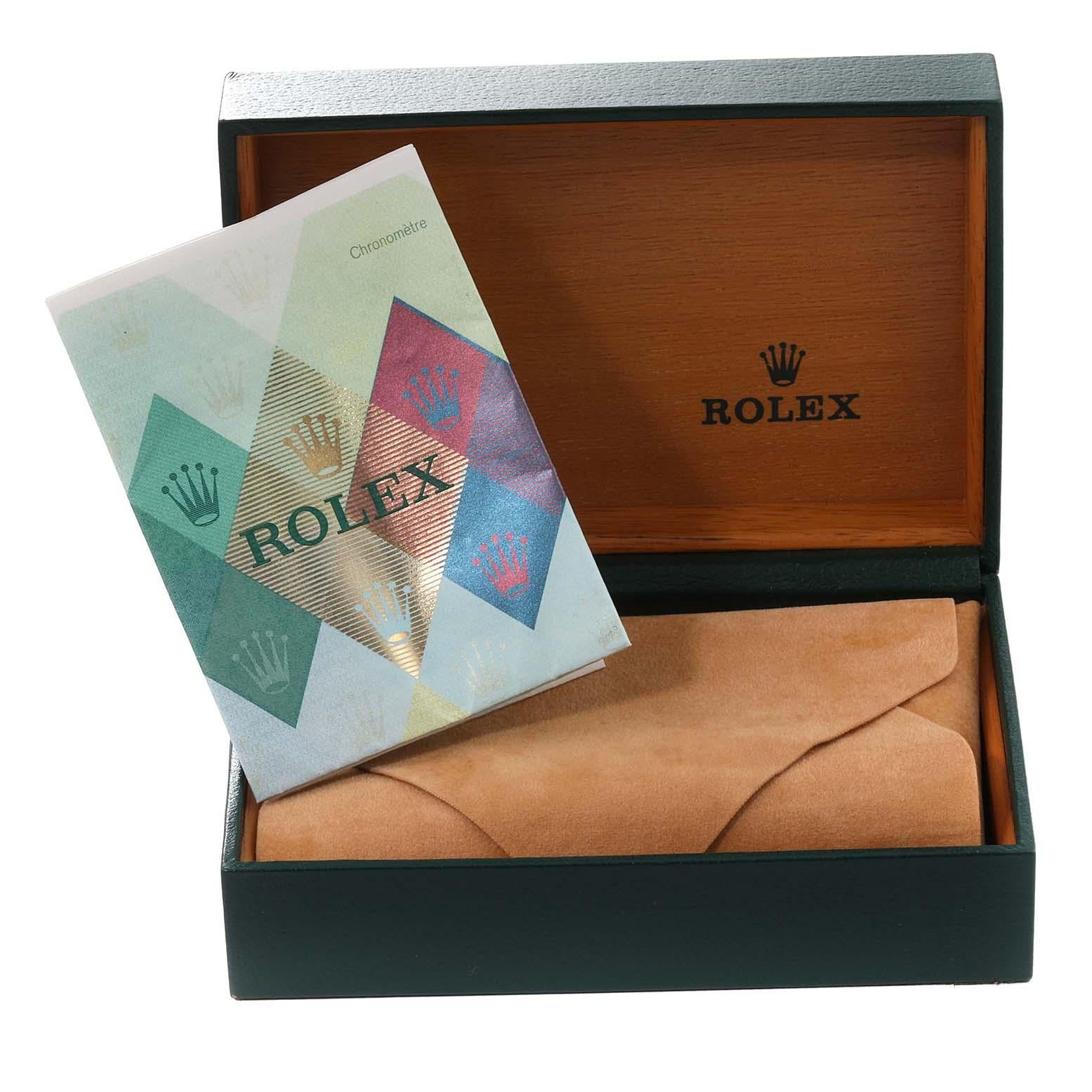 Rolex Date Cadran Bleu Moteur Tourné Lunette Acier Montre Homme 15210 Boîte Papiers en vente 4