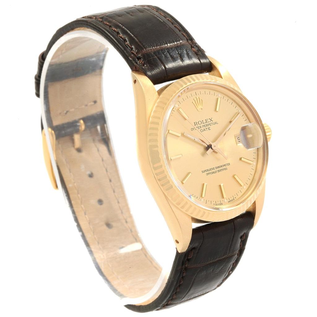 Rolex Date Men's 14 Karat Yellow Gold Vintage Men’s Watch 15037 For Sale 1