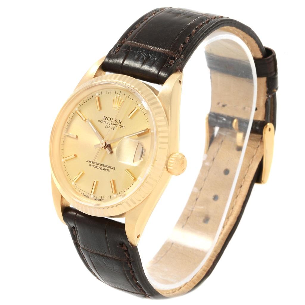 Rolex Date Men's 14 Karat Yellow Gold Vintage Men’s Watch 15037 For Sale 2