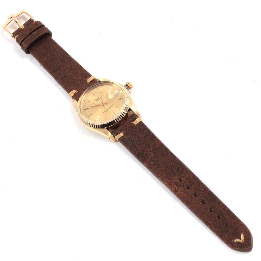 Rolex Date Men’s 14 Karat Yellow Gold Vintage Men’s Watch 15037 For Sale 2