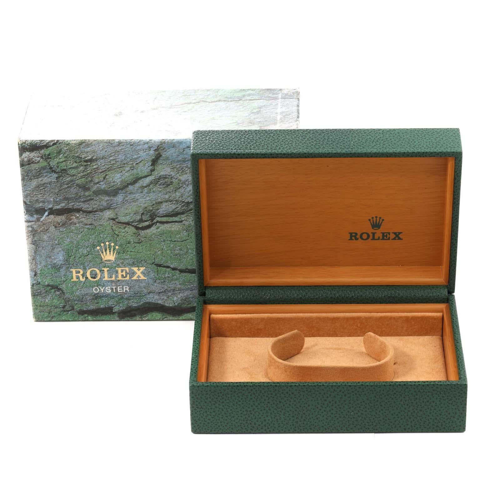 Rolex Montre pour homme Date Salmon avec cadran en acier et lunette lisse, 15200 en vente 7