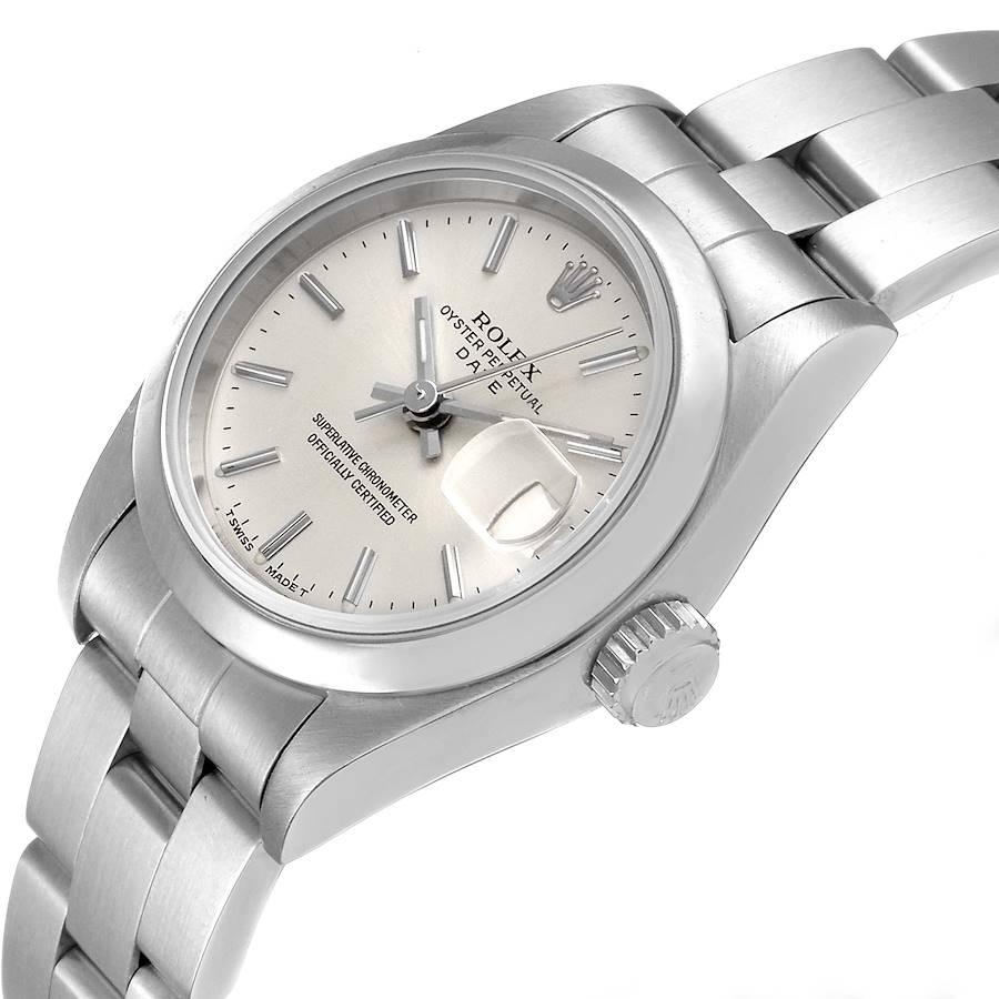 Rolex Date Silver Dial Oyster Bracelet Steel Ladies Watch 69160 In Excellent Condition In Atlanta, GA