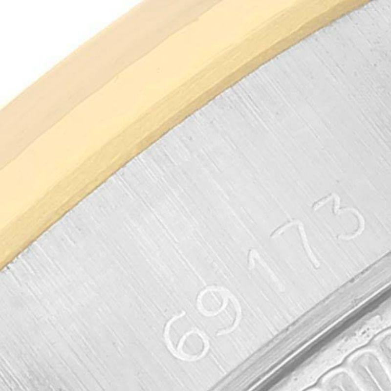 Rolex Date Damenuhr aus Stahl und Gelbgold mit geriffelter Lünette 69173 im Angebot 3
