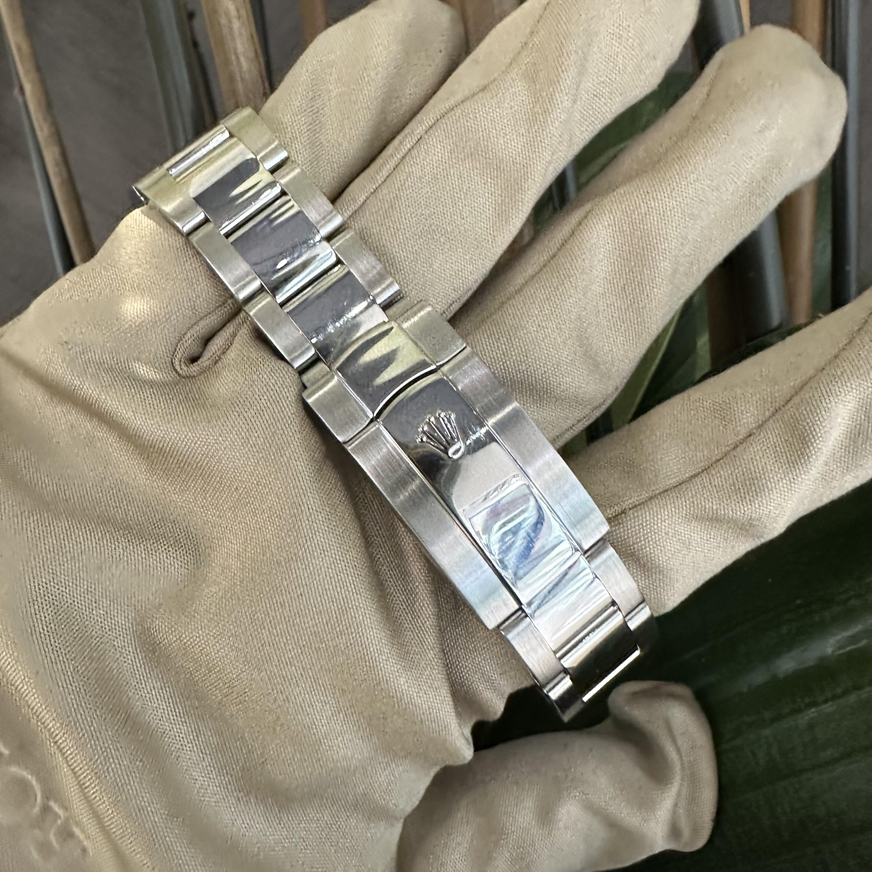 Women's or Men's Rolex Datejust 116300 Blue Dial Stainless Steel Watch (R-493)
