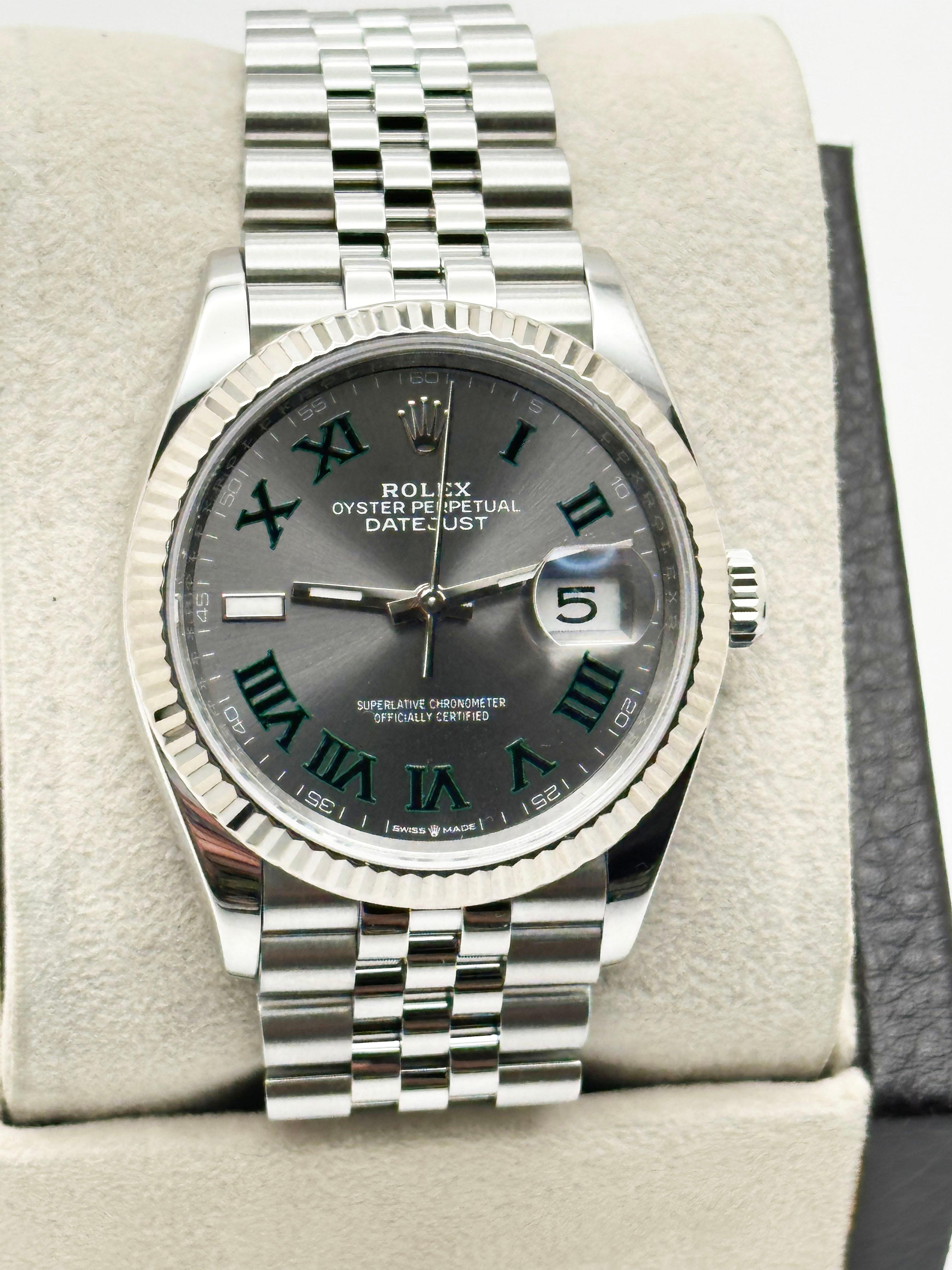 Número de estilo: 126234



De serie 6039H***



Año: 2023

 

Model No: Rolex Datejust 36

 

Material de la caja: Acero inoxidable 

 

Brazalete: Brazalete jubilar de acero inoxidable

  

Bisel: estriado de oro blanco de 18 quilates 

 