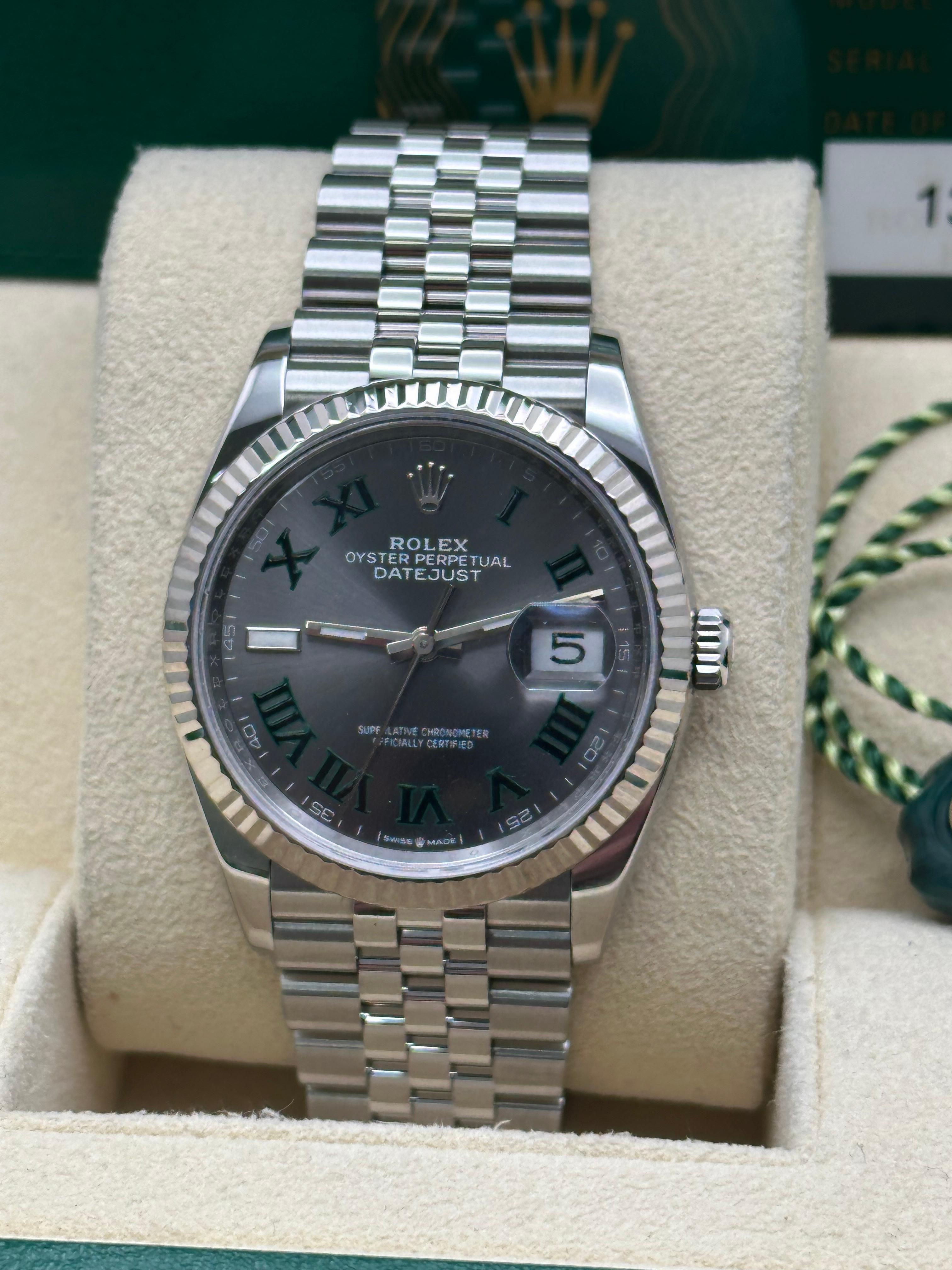 Rolex Datejust 126234 36mm Esfera Wimbledon Acero inoxidable Oro 18K Caja Papel en Excelente estado para la venta en San Diego, CA