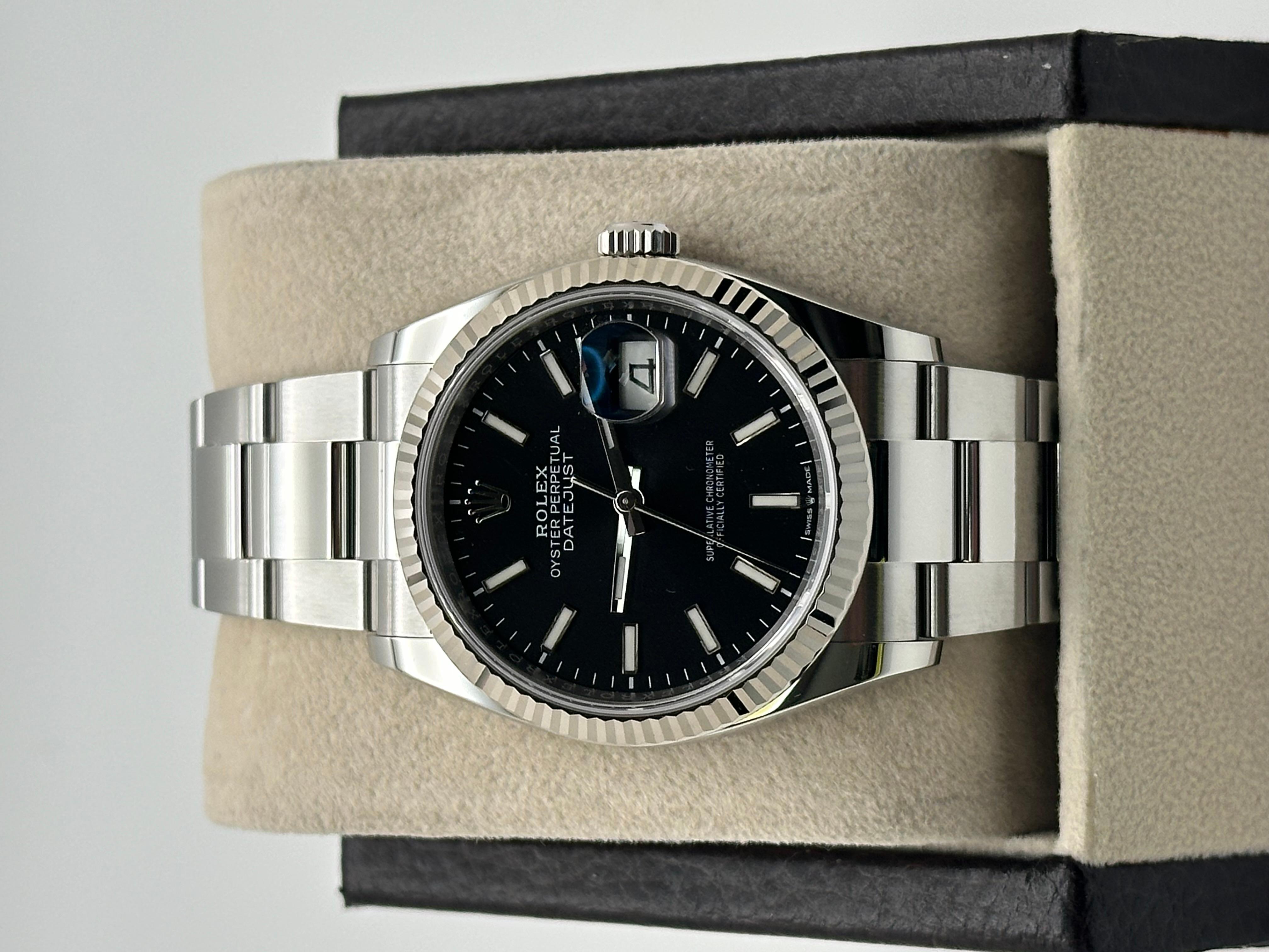 Uomo Rolex Datejust 126234 Black Dial Stainless Steel 18K Gold Bezel Box Paper 36mm in vendita