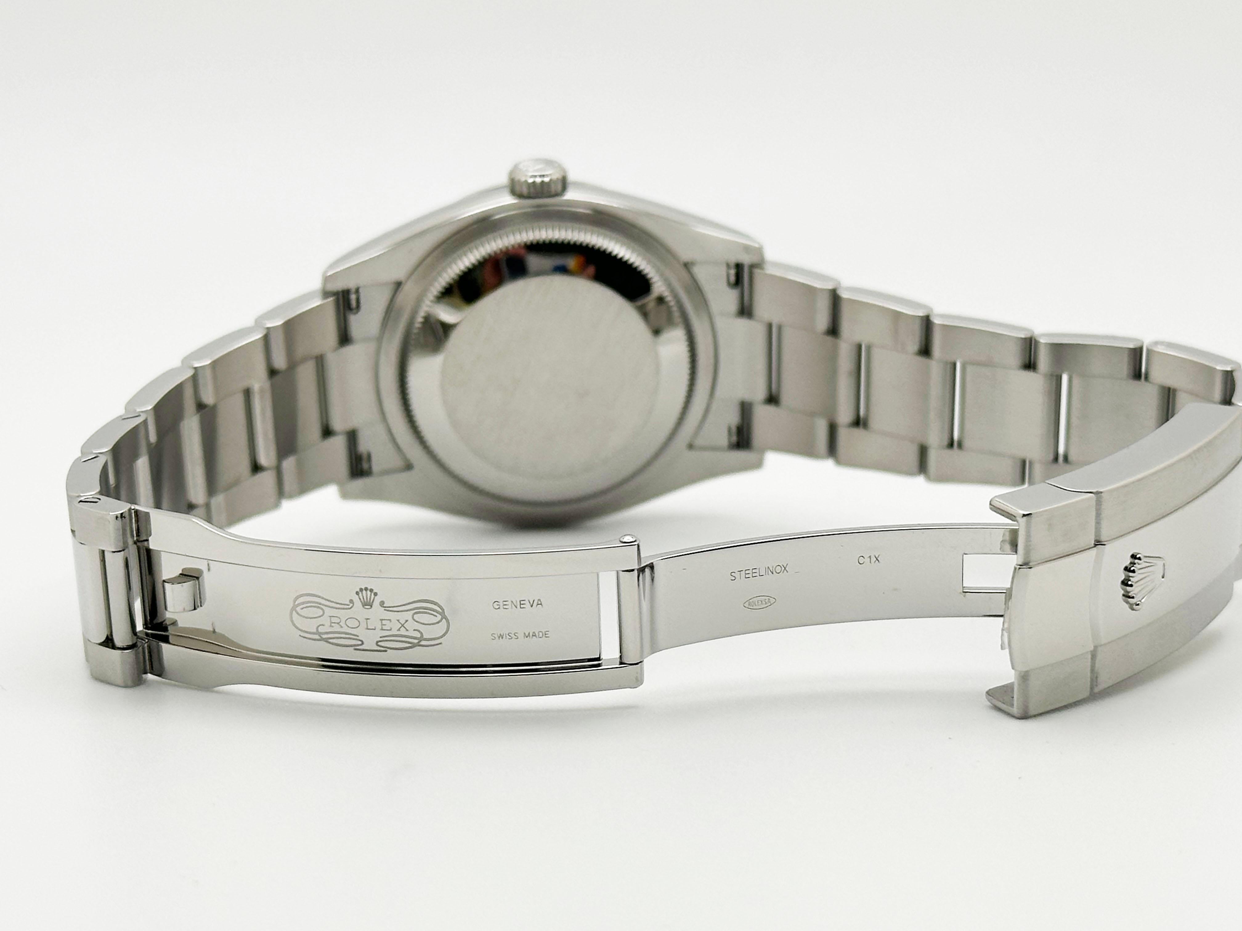 Rolex Datejust 126234 Black Dial Stainless Steel 18K Gold Bezel Box Paper 36mm in vendita 2
