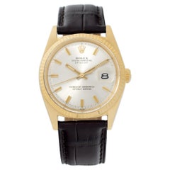 Retro Rolex Datejust 1601 in yellow gold with a Silver dial 36mm Automatic watch