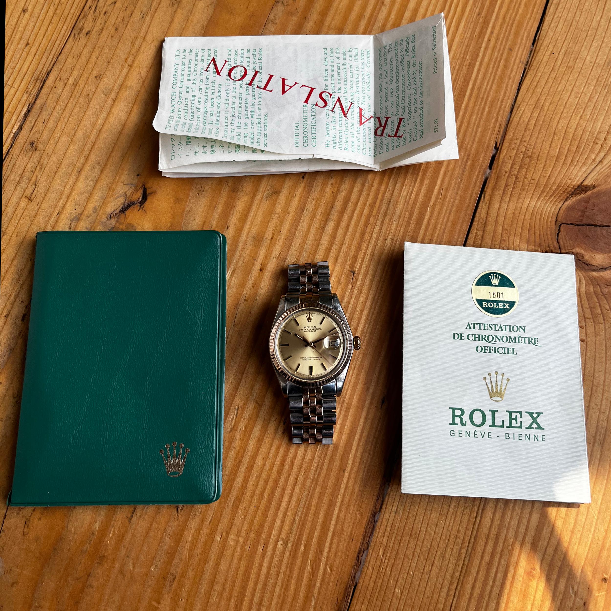 Rolex DateJust 1601  Rose Gold watch with papers 1974 In Good Condition For Sale In Braintree, GB