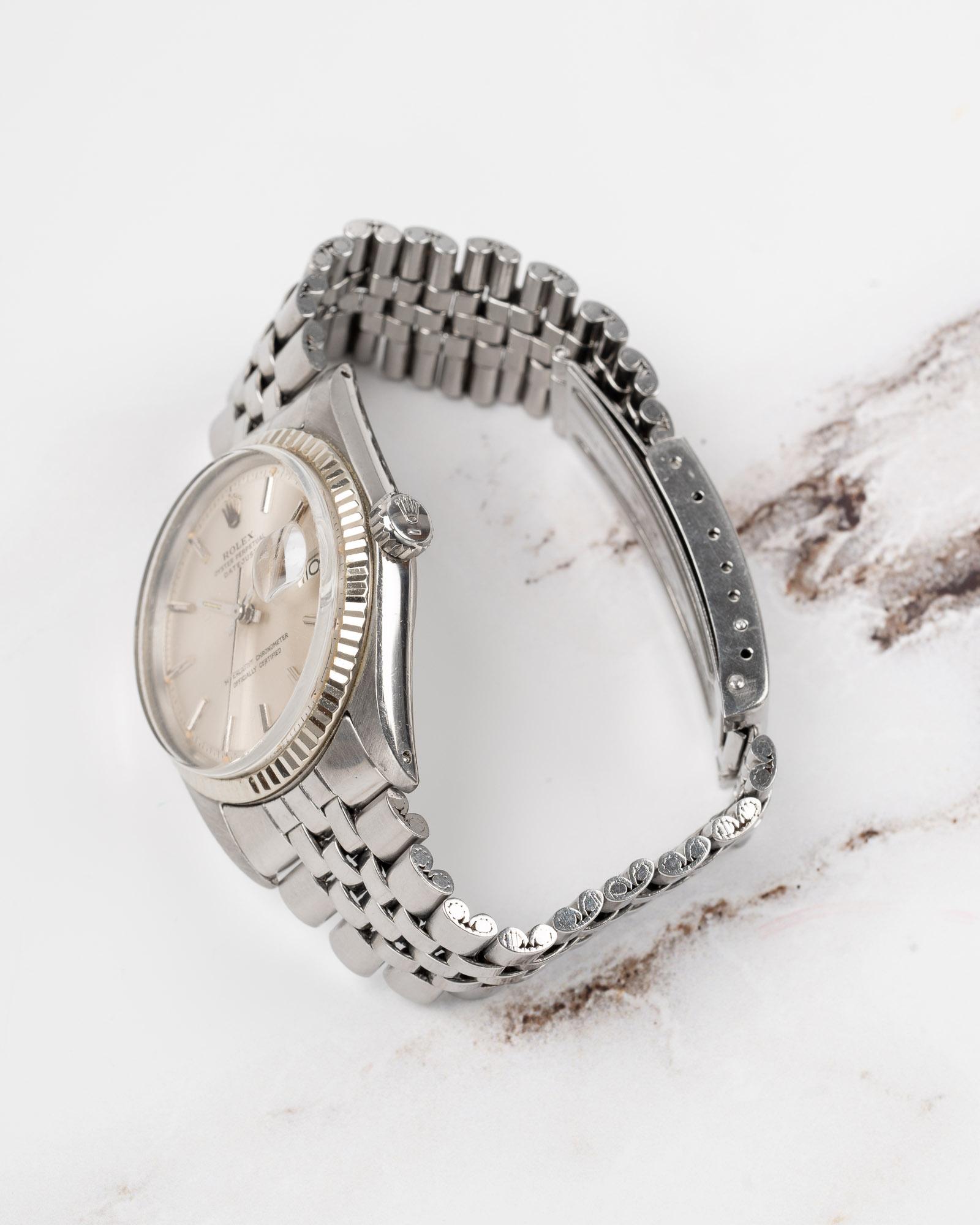 Rolex Datejust 1601 Silver Piepan Dial 18k WG Fluted Bezel 1973 in vendita 1