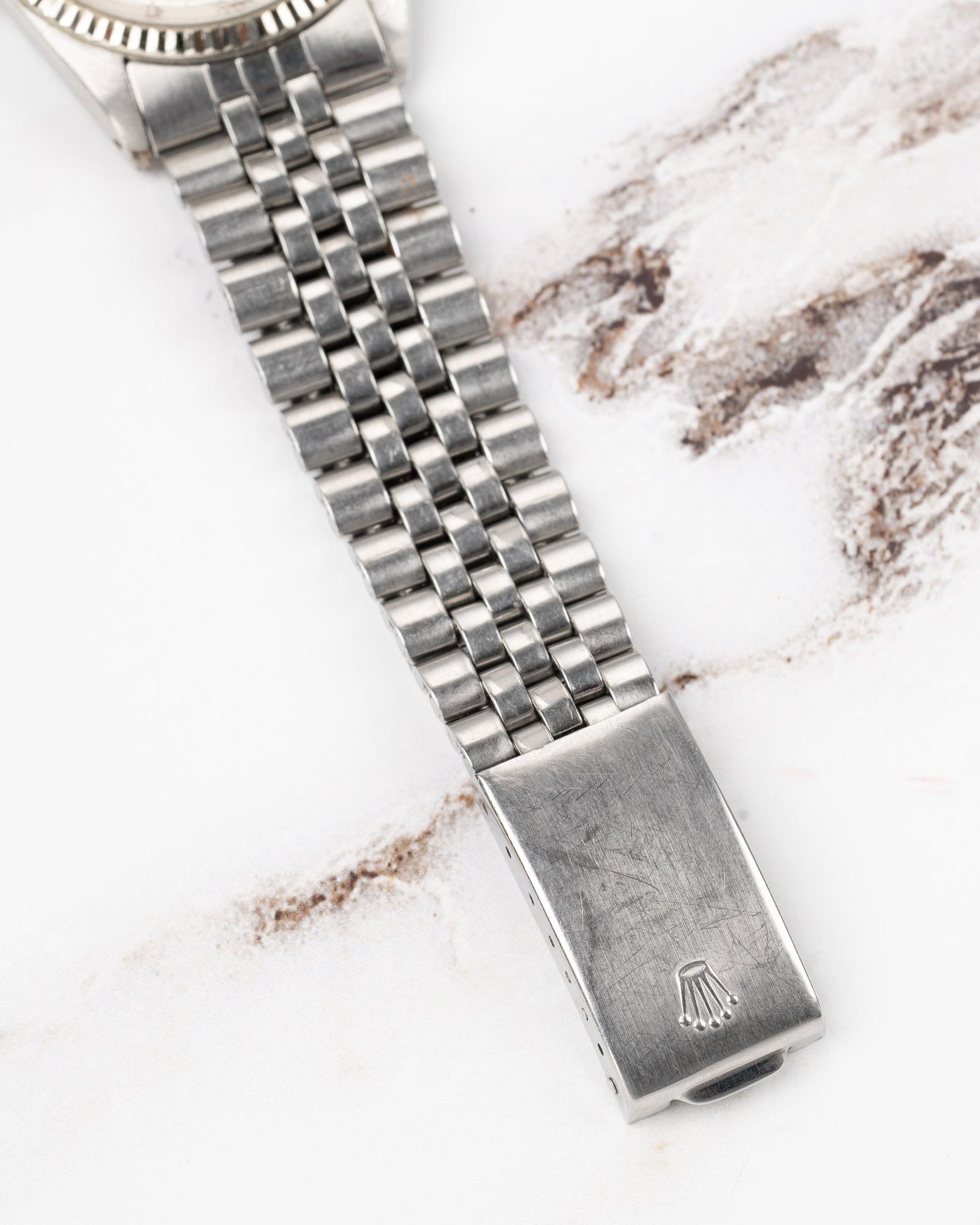 Rolex Datejust 1601 Silver Piepan Dial 18k WG Fluted Bezel 1973 in vendita 3