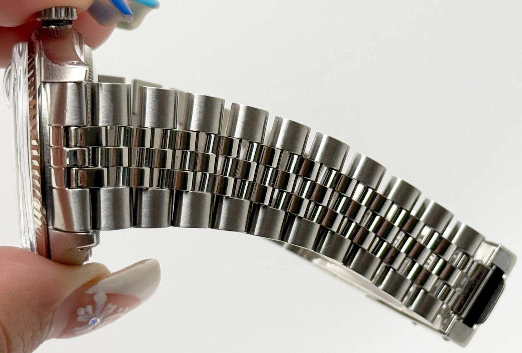 Rolex Datejust 16014 Black Dial Stainless Steel In Excellent Condition In San Diego, CA
