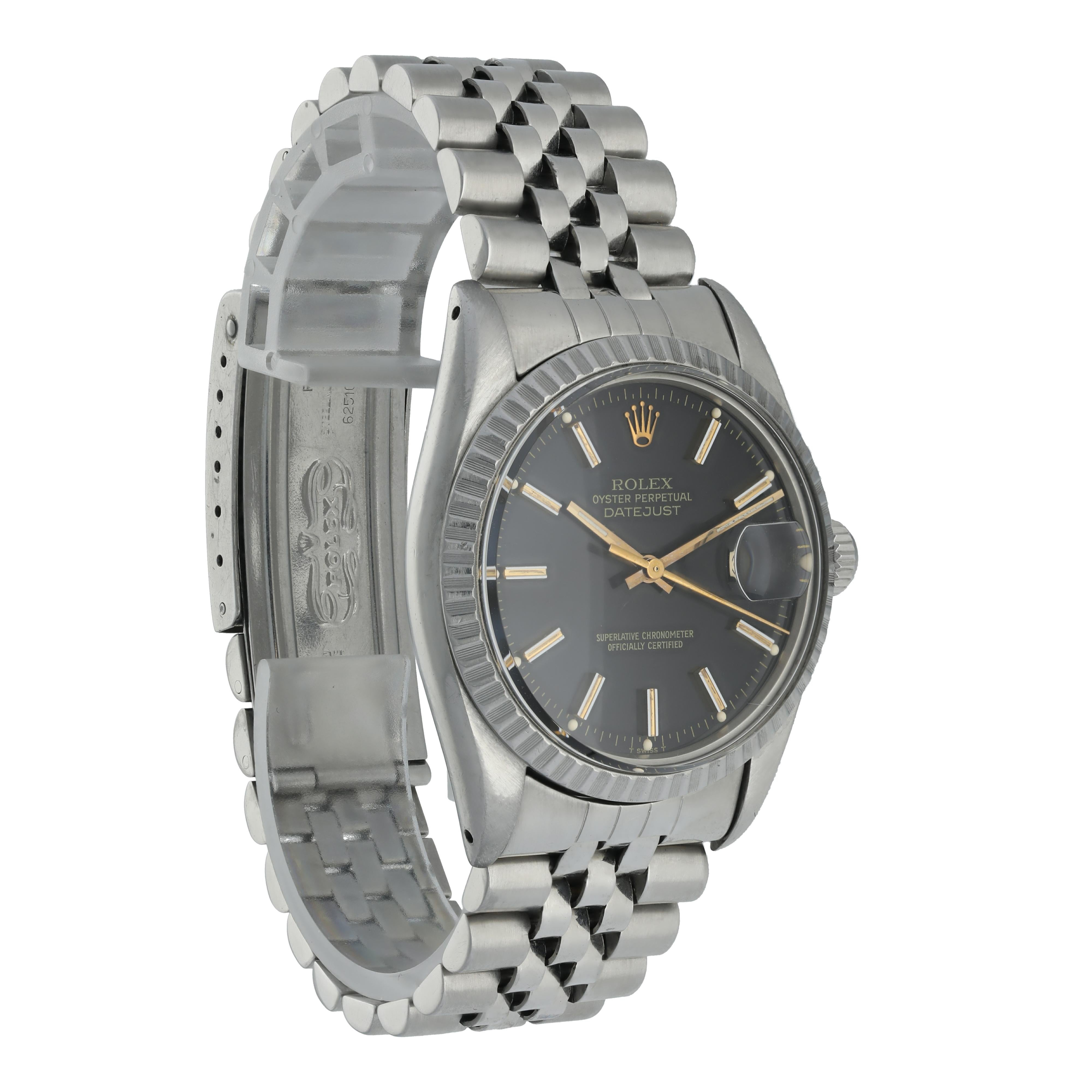 Rolex Datejust 16030 Men's Watch In Excellent Condition For Sale In New York, NY