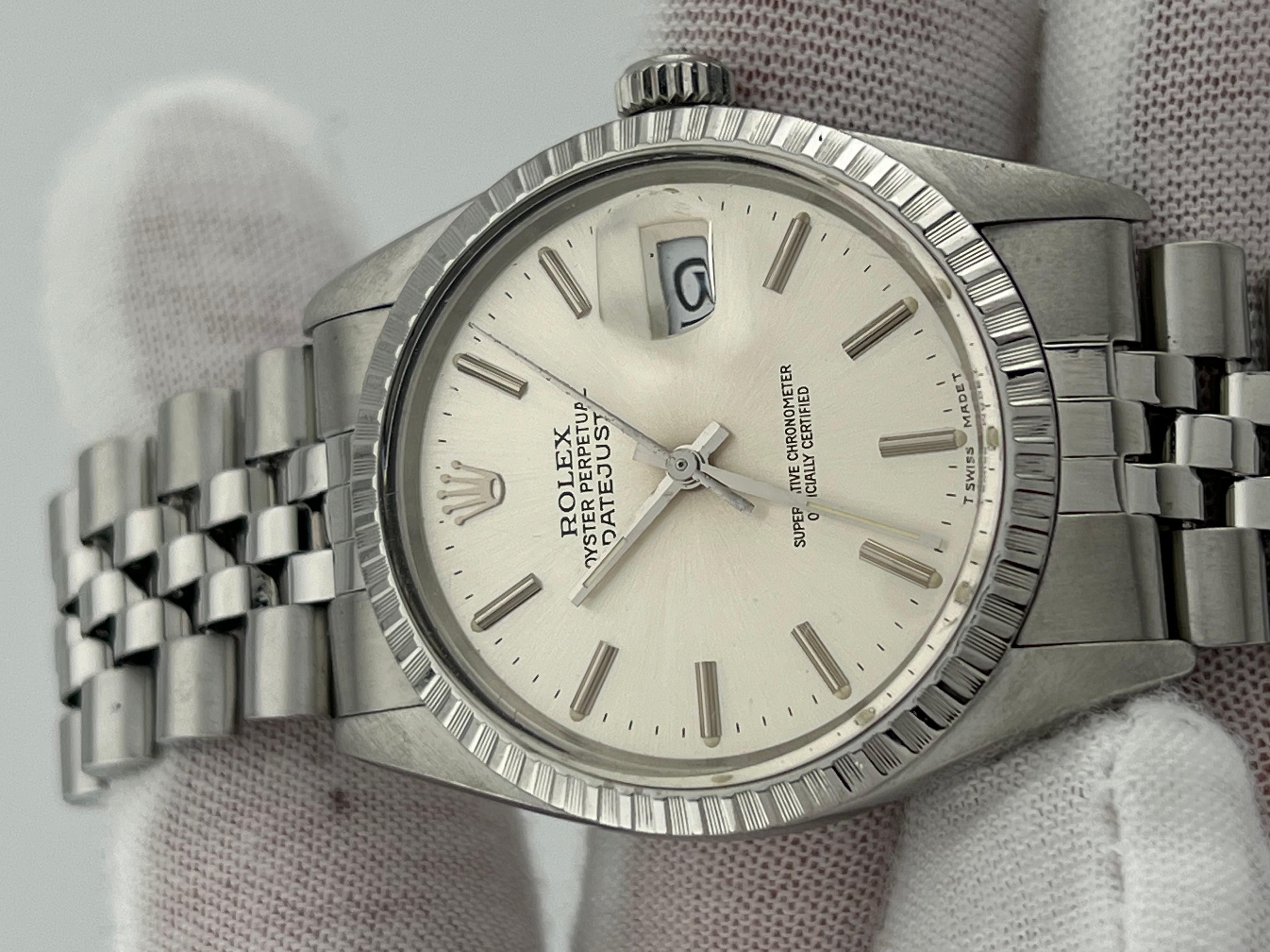 Rolex Datejust 16030 Silber Zifferblatt Edelstahl Jubiläumsband 36mm im Zustand „Hervorragend“ im Angebot in San Diego, CA