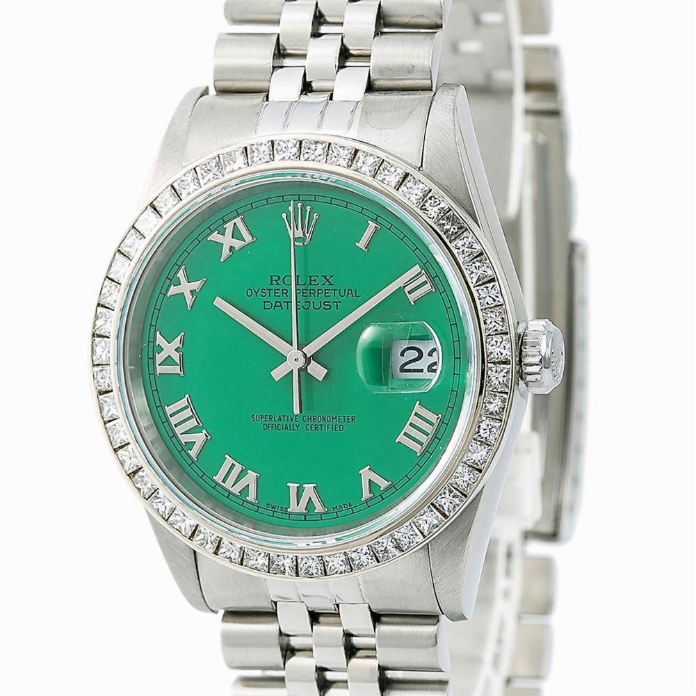 Rolex Datejust 16220, Green Dial, Certified and Warranty In Excellent Condition For Sale In Miami, FL