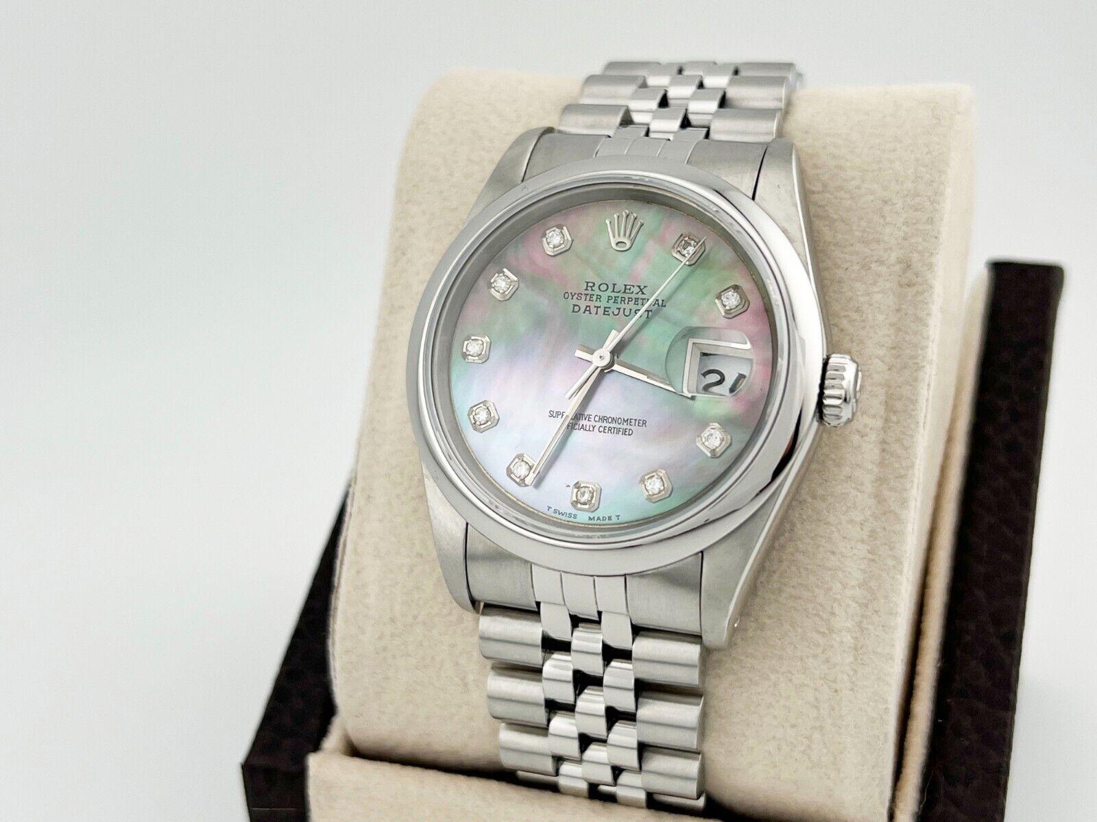 Stilnummer: 16220

Seriennummer: L250***

Jahr: 1989

Modell: Rolex Datejust 

MATERIAL des Gehäuses: Rostfreier Stahl 

Band: Rostfreier Stahl 

Lünette: Edelstahl 

Zifferblatt: Individuelles Tahiti-MOP-Diamanten-Zifferblatt 

Gesicht: Saphirglas