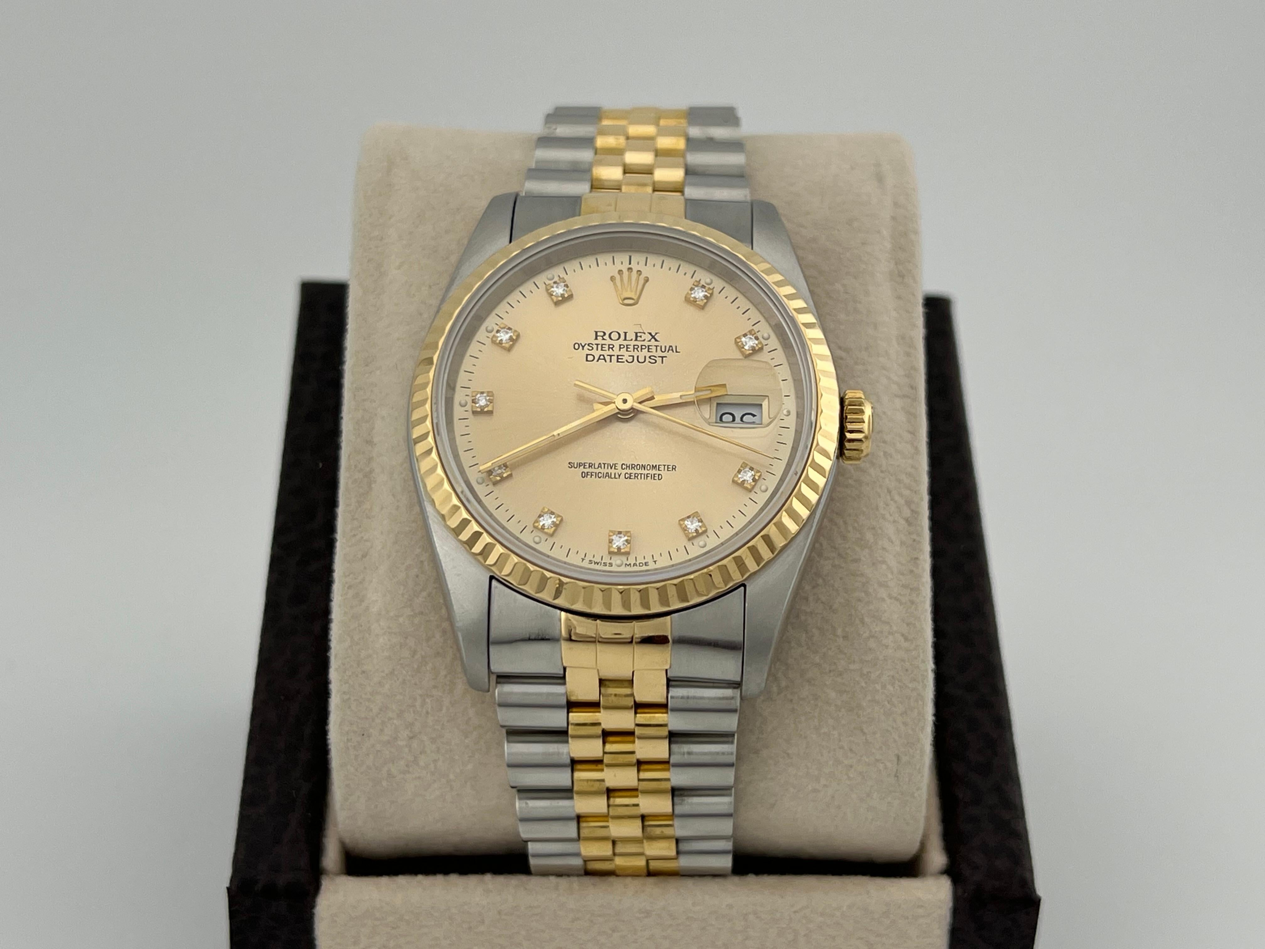 Numero di stile: 16233



Seriale: X37****



Anno: 1991

 

Model: Rolex Datejust

 

Materiale della cassa: Acciaio inossidabile 

 

Fascia: Giubileo in oro giallo 18k e acciaio inossidabile

  

Lunetta: scanalata in oro giallo 18k

 