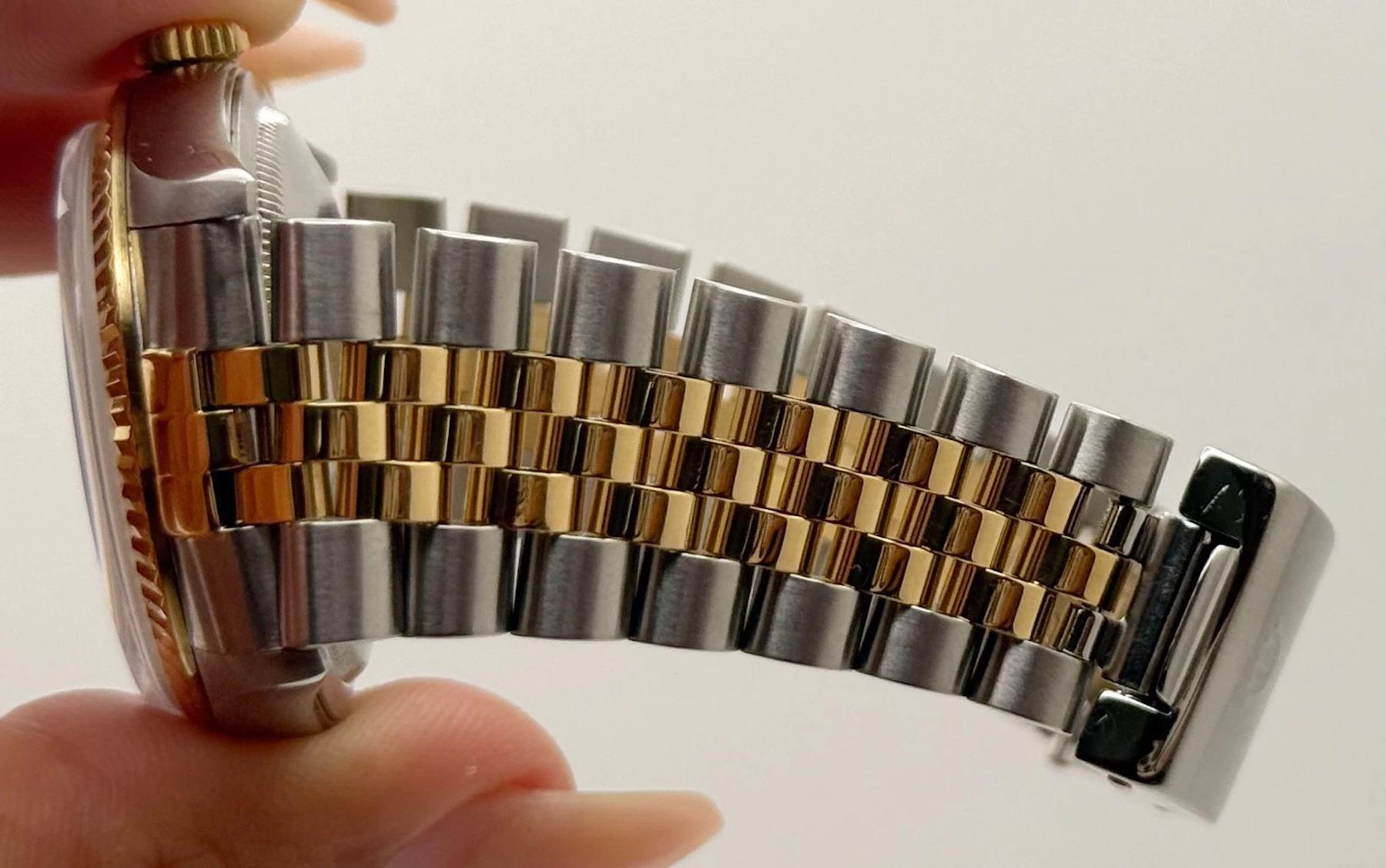 Rolex Datejust 16233 36mm Mother Of Pearl Diamond Dial 18K Gold Stainless Steel In Excellent Condition For Sale In San Diego, CA