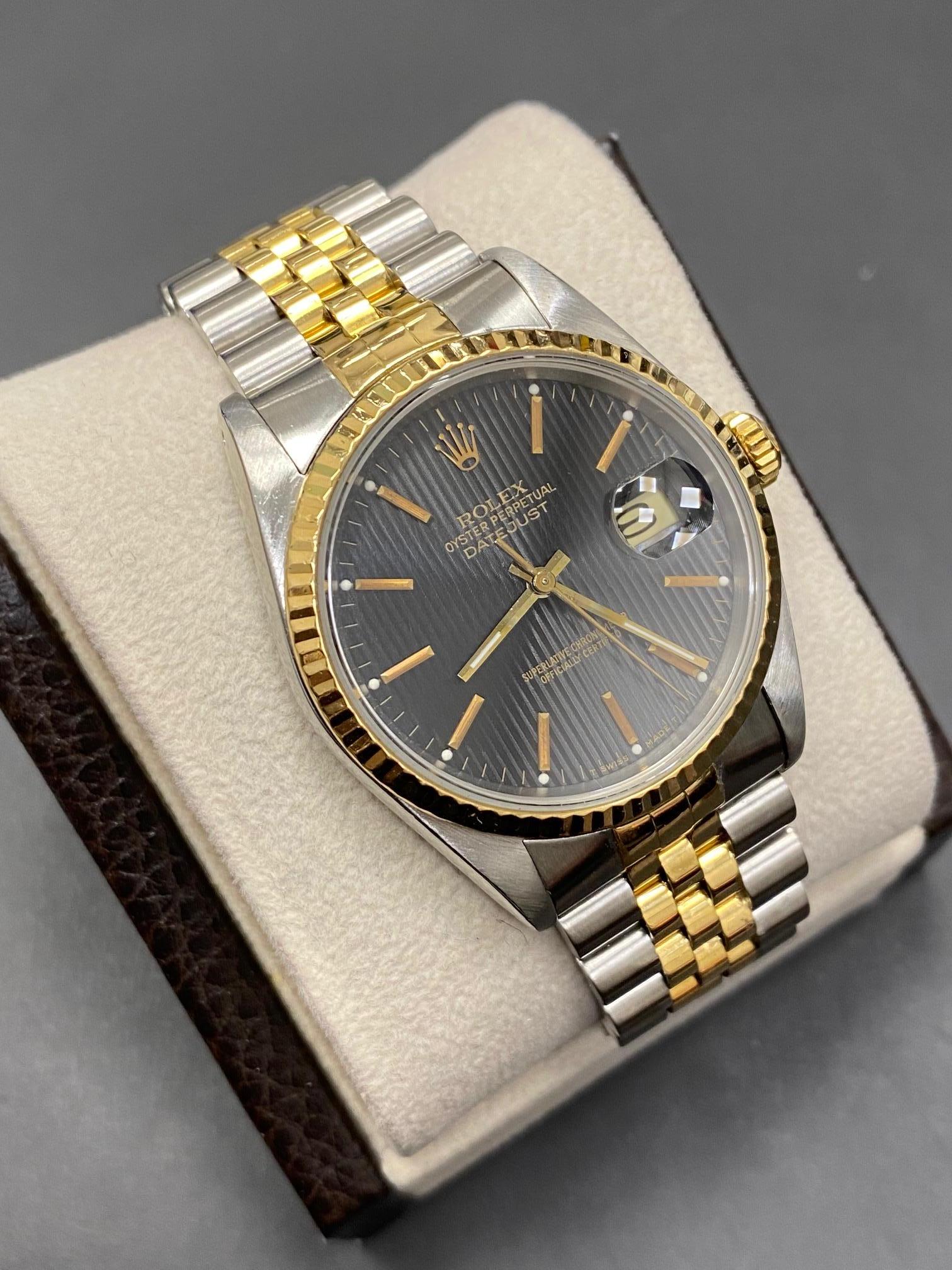 Rolex Datejust 16233 Black Dial 18 Karat Yellow Gold Steel Box Service Paper 1