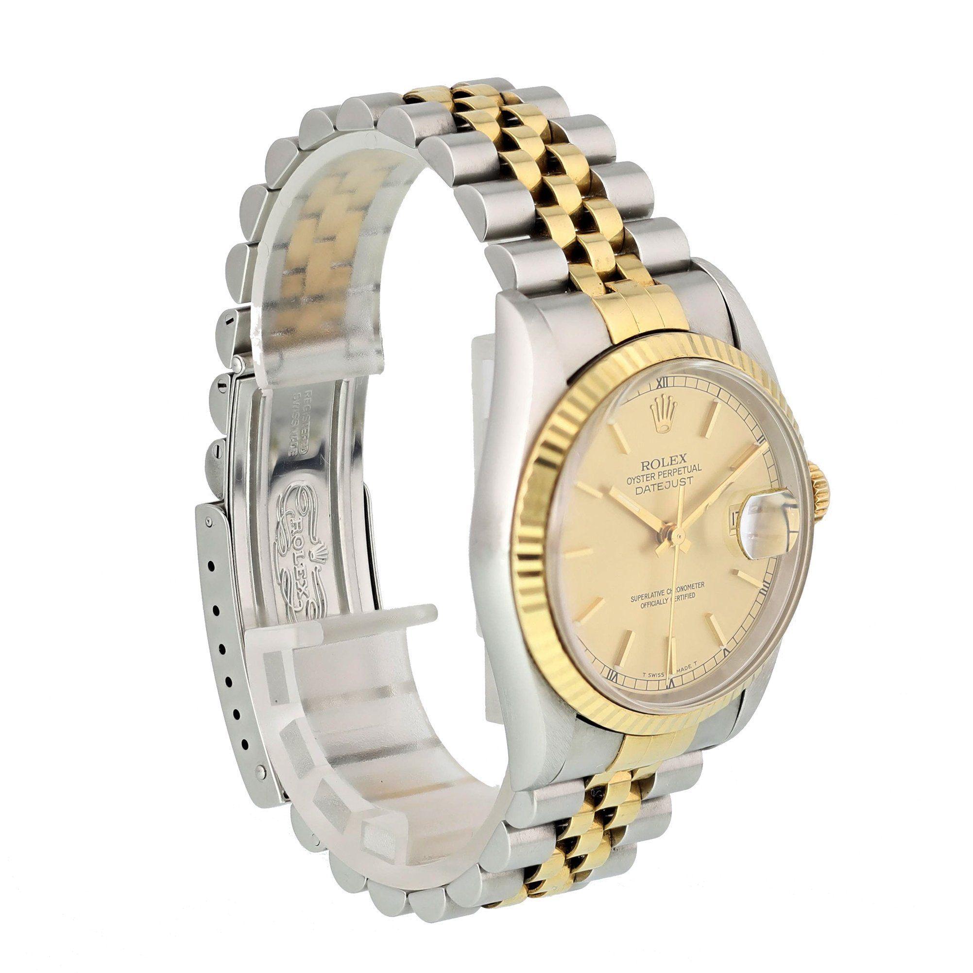 Rolex Datejust 16233 Men's Watch Box & Papers In Excellent Condition For Sale In New York, NY