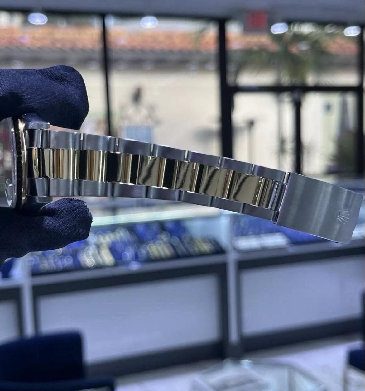 Rolex Datejust 18k Yellow Gold & Steel Champagne Dial 36mm Oyster Watch Full Set For Sale 12