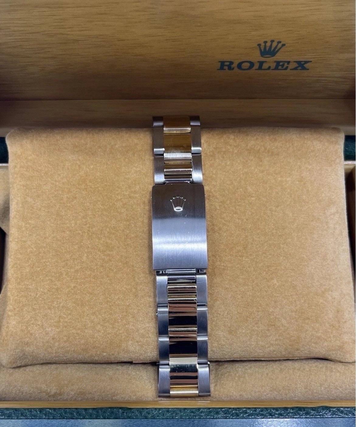 Rolex Datejust 18k Yellow Gold & Steel Champagne Dial 36mm Oyster Watch Full Set For Sale 2