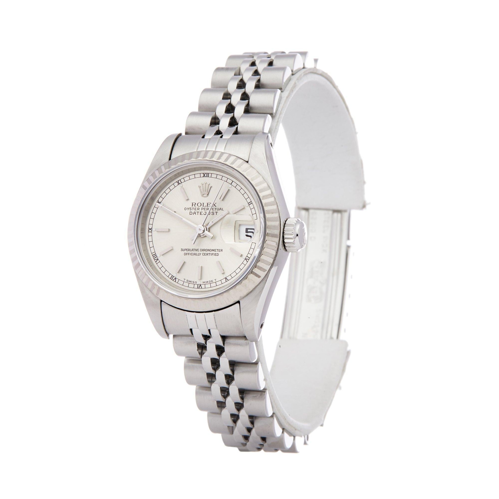 Xupes Reference: W007441
Manufacturer: Rolex
Model: Datejust
Model Variant: 26
Model Number: 69174
Age: 1989
Gender: Ladies
Complete With: Rolex Box
Dial: Silver Baton
Glass: Sapphire Crystal
Case Size: 26mm
Case Material: Stainless Steel
Strap