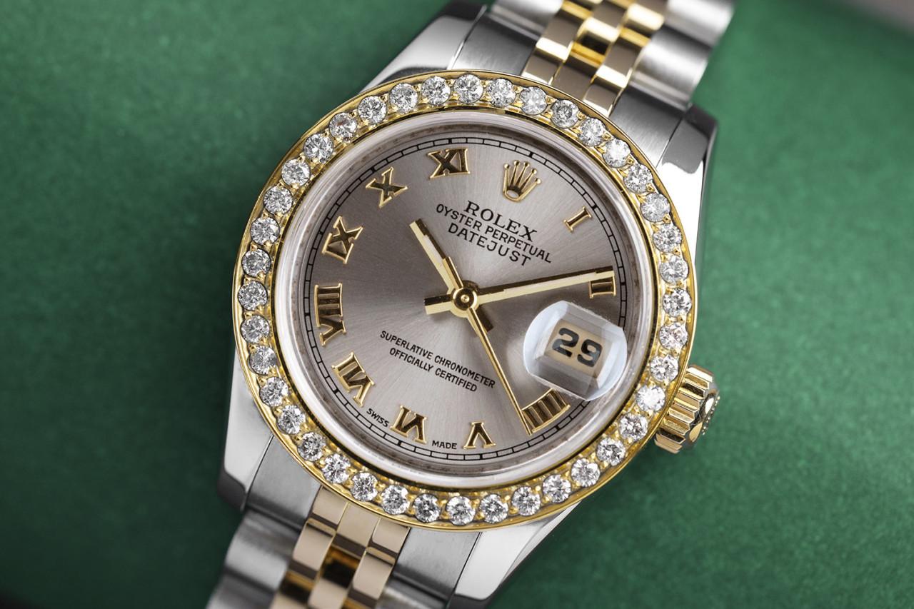 Taille ronde Rolex Montre Datejust en acier et or jaune pour femme avec chiffres romains gris  en vente