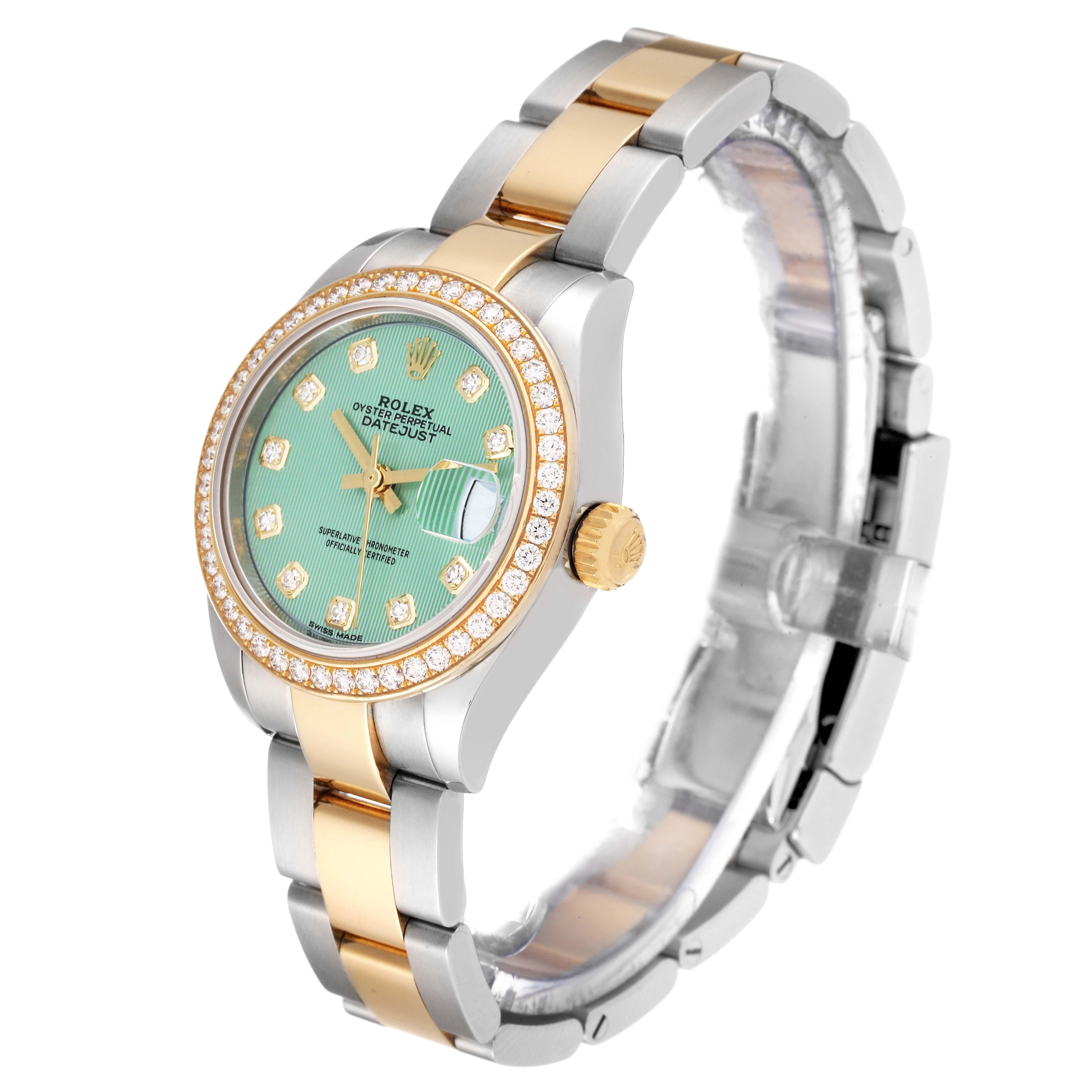 Rolex Montre Datejust 28 à rayures vertes en acier, or jaune et diamants 279383 Pour femmes en vente