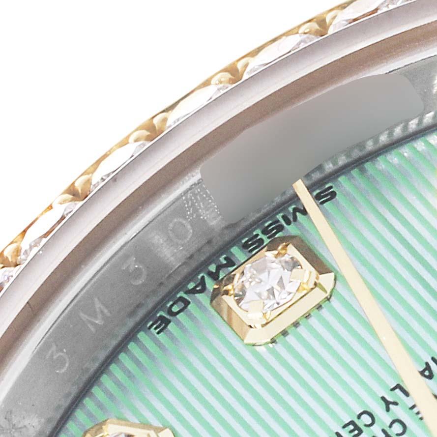 Rolex Montre Datejust 28 à rayures vertes en acier, or jaune et diamants 279383 en vente 2