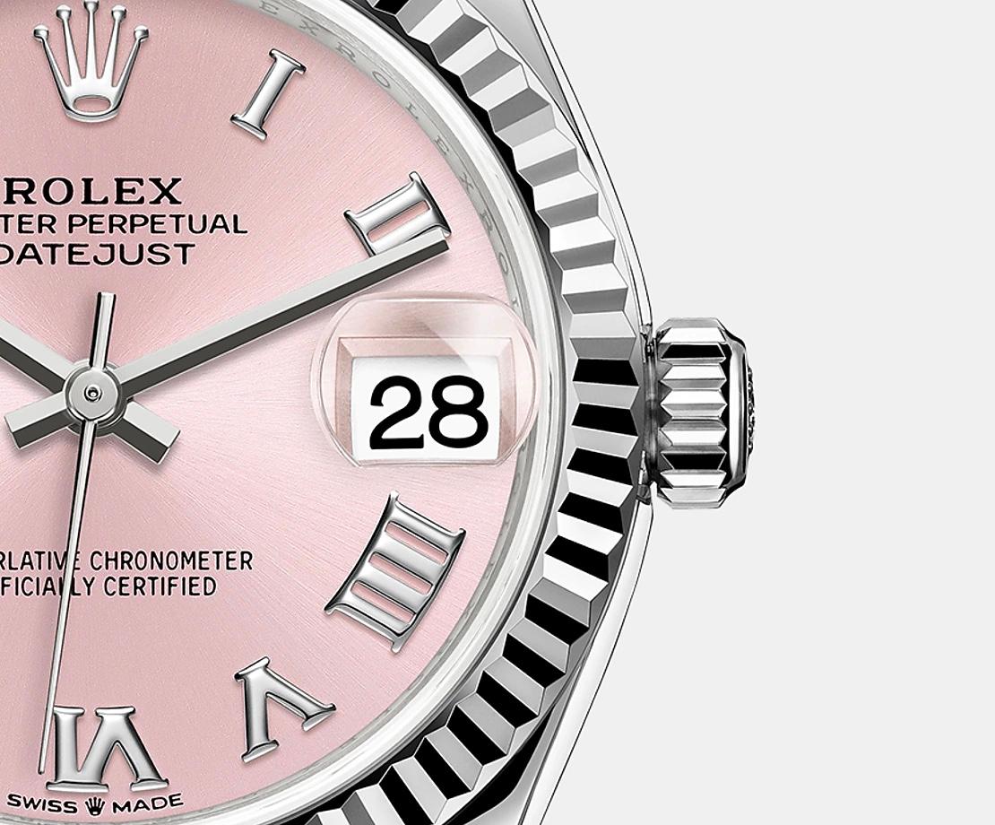 Unworn classic watch Rolex Datejust 31, Oystersteel and 18k White Gold, Ref# 278274-0019 - luxury, elegance and practicality.

Make: Rolex
Model: Datejust 31
Reference: 278274-0019
Diameter: 31 mm
Case material: White Rolesor - combination of