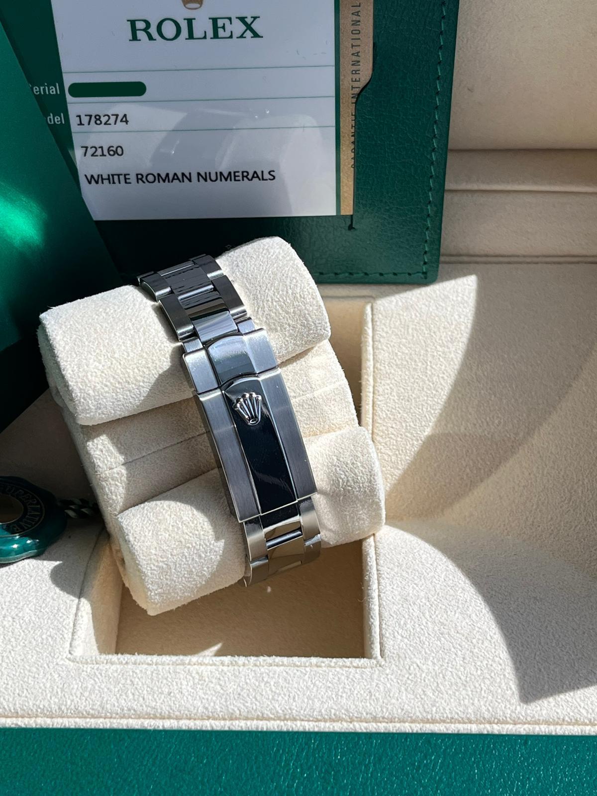 Rolex Datejust 31mm Stahl Weißes Zifferblatt geriffelte Lünette Mid-Größe Austernuhr 178274 im Angebot 5