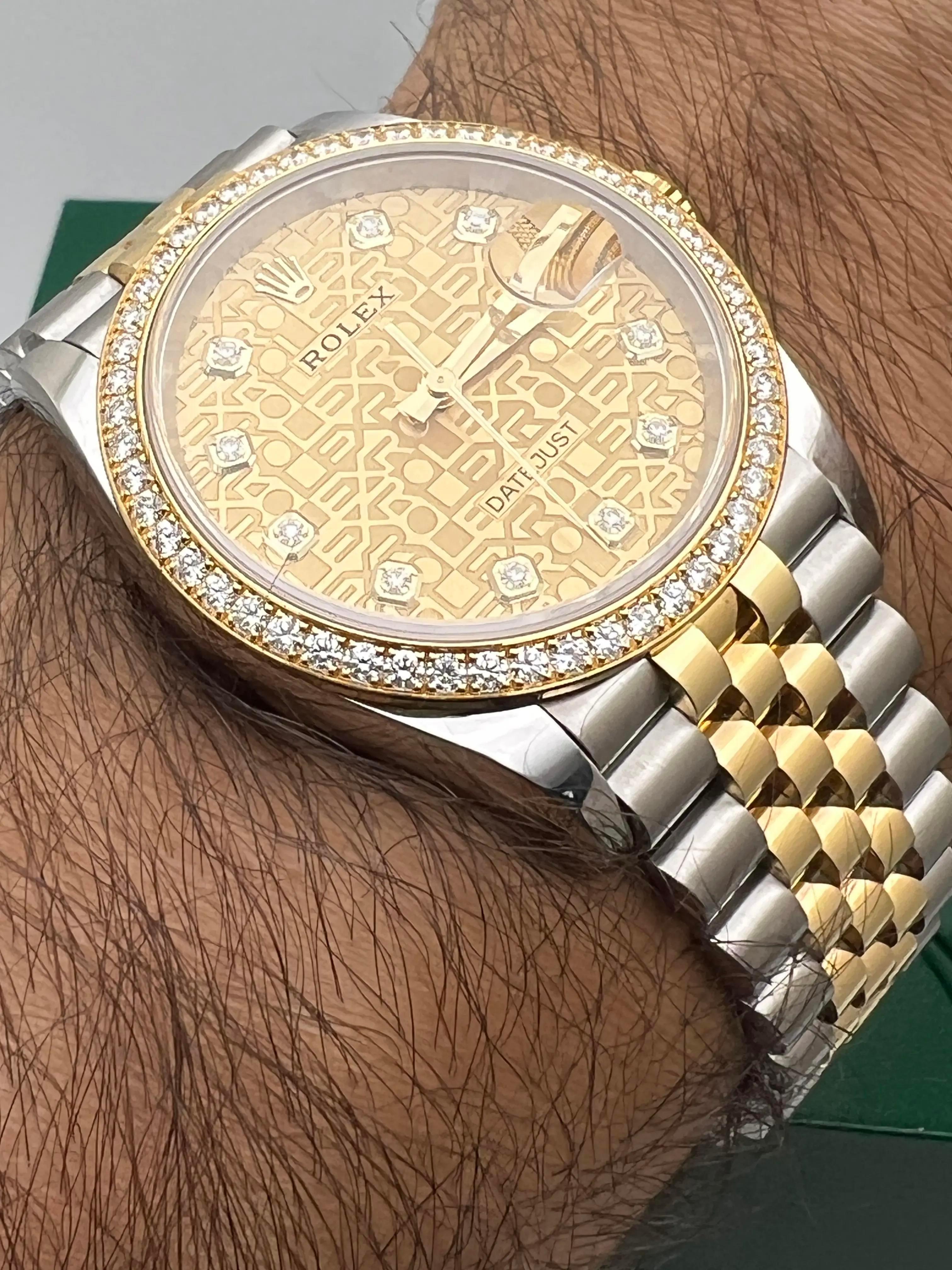 Rolex Datejust 36 126283RBR Factory Diamant-Lünette & Champagner-Zifferblatt Box Papiere im Zustand „Hervorragend“ im Angebot in New York, NY