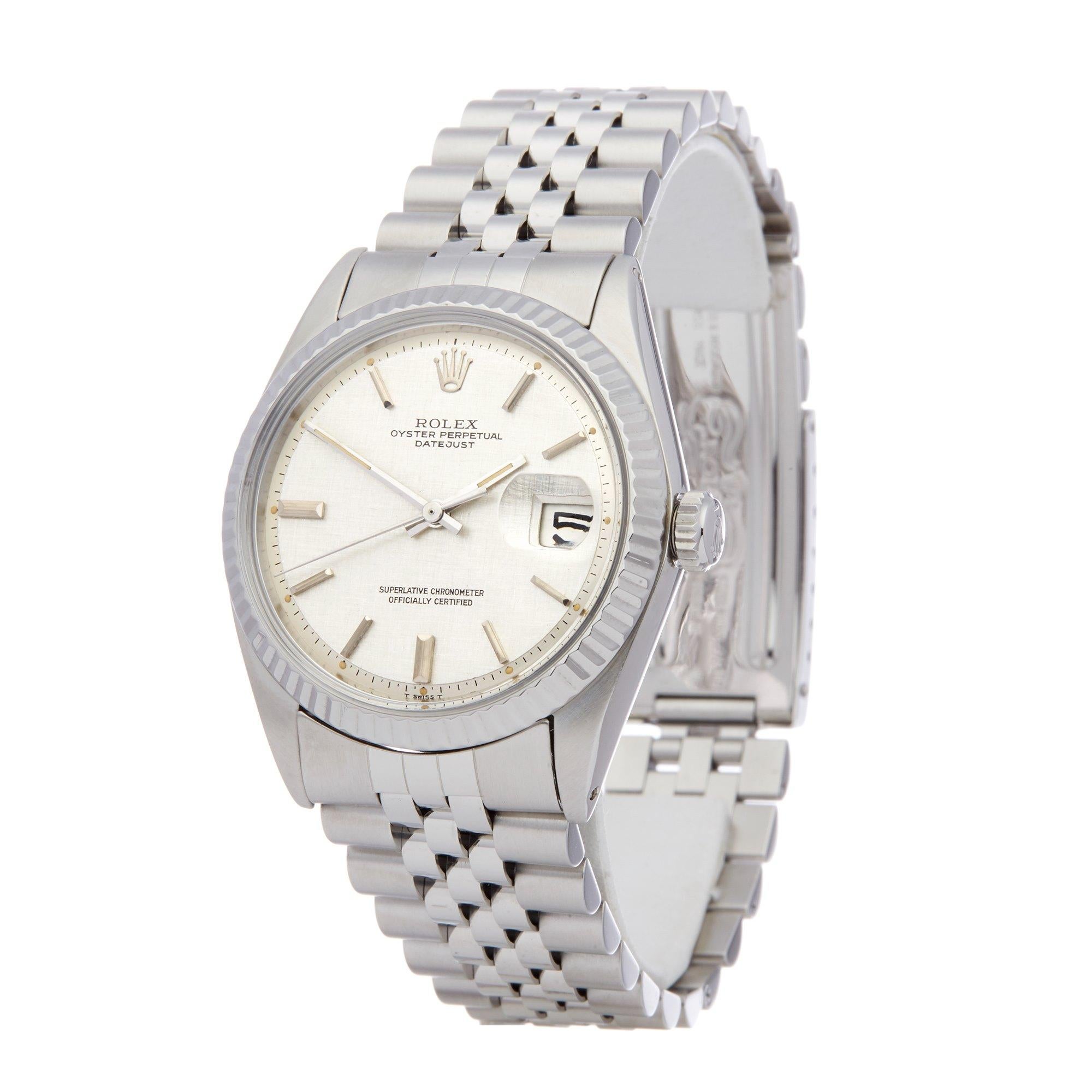Xupes Reference: W007419
Manufacturer: Rolex
Model: Datejust
Model Variant: 36
Model Number: 1601
Age: 1972
Gender: Men
Complete With: Rolex Box
Dial: Silver Baton
Glass: Sapphire Crystal
Case Size: 36mm
Case Material: Stainless Steel
Strap