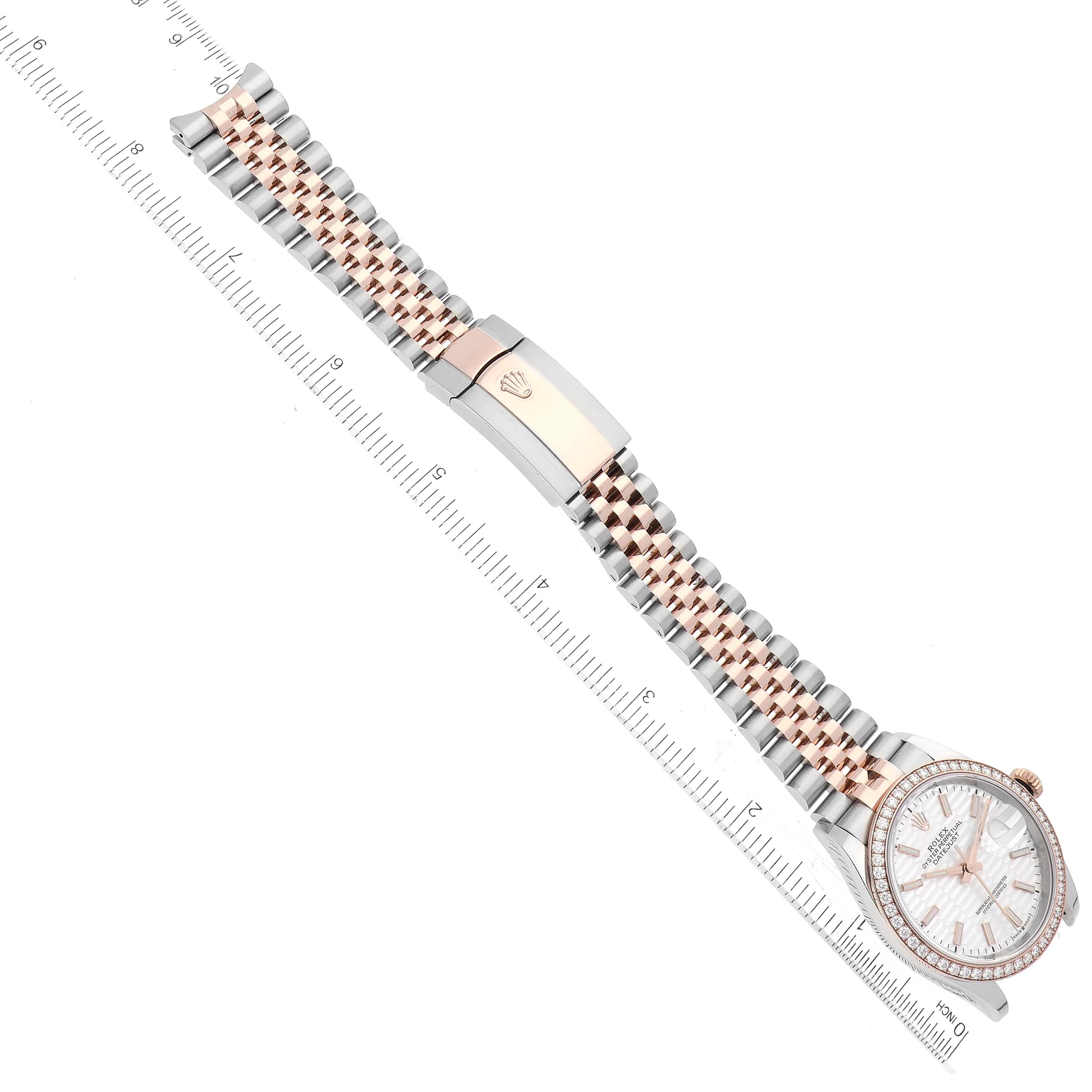 Rolex Datejust 36 Herrenuhr aus Stahl und Roségold mit geriffeltem Zifferblatt und Diamant-Lünette 126281 im Angebot 6