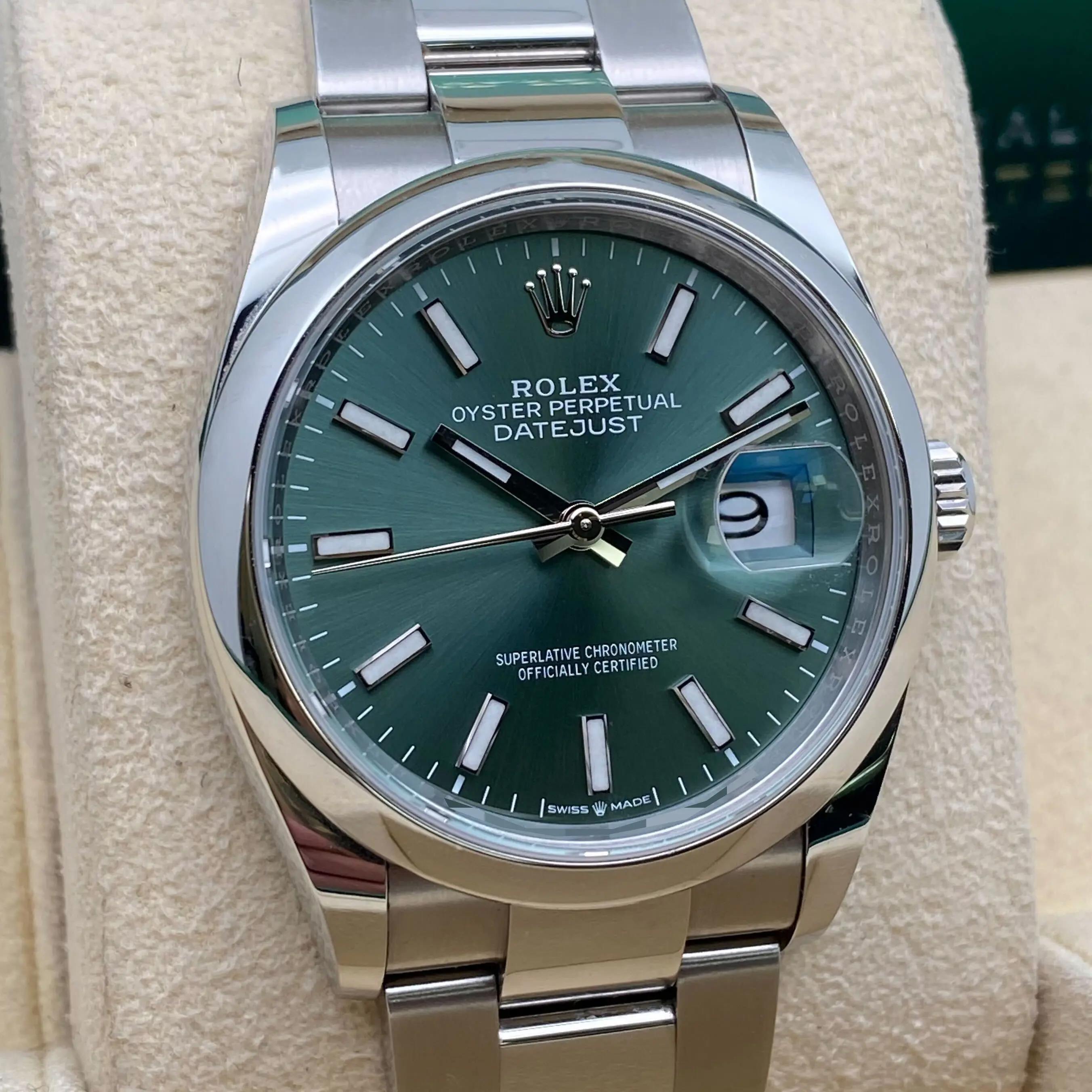 Uomo Rolex Datejust 36mm 126200 Steel Mint Dial Automatic Mens Watch in vendita