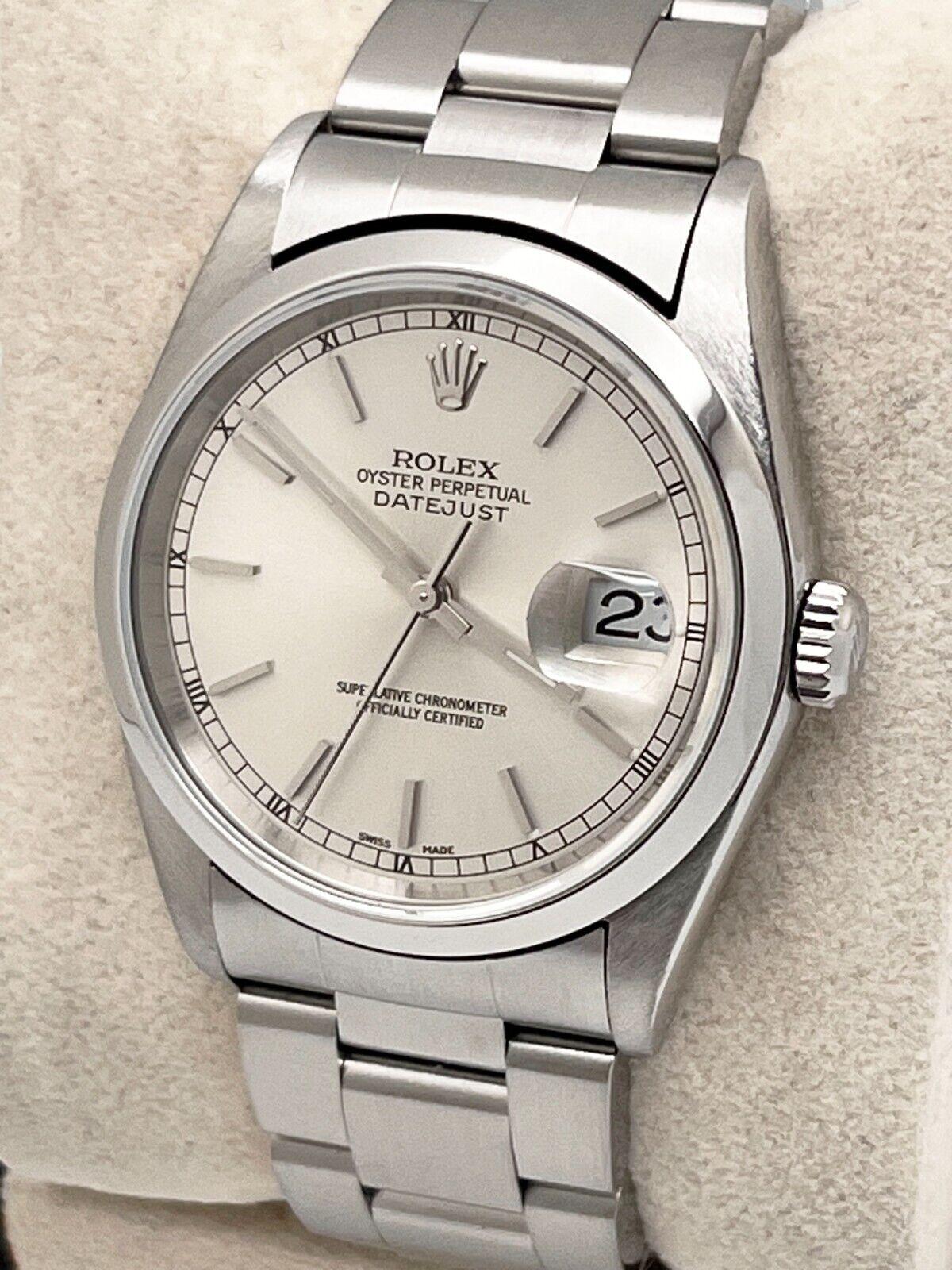 Stilnummer: 16200



Seriennummer: Y622***



Jahr: 2002

 

Modell: Datejust

 

MATERIAL des Gehäuses: Rostfreier Stahl

 

Band: Rostfreier Stahl

 

Lünette: Edelstahl

 

Zifferblatt: Silber

 

Gesicht: Saphirglas

 

Gehäusegröße: 36mm

