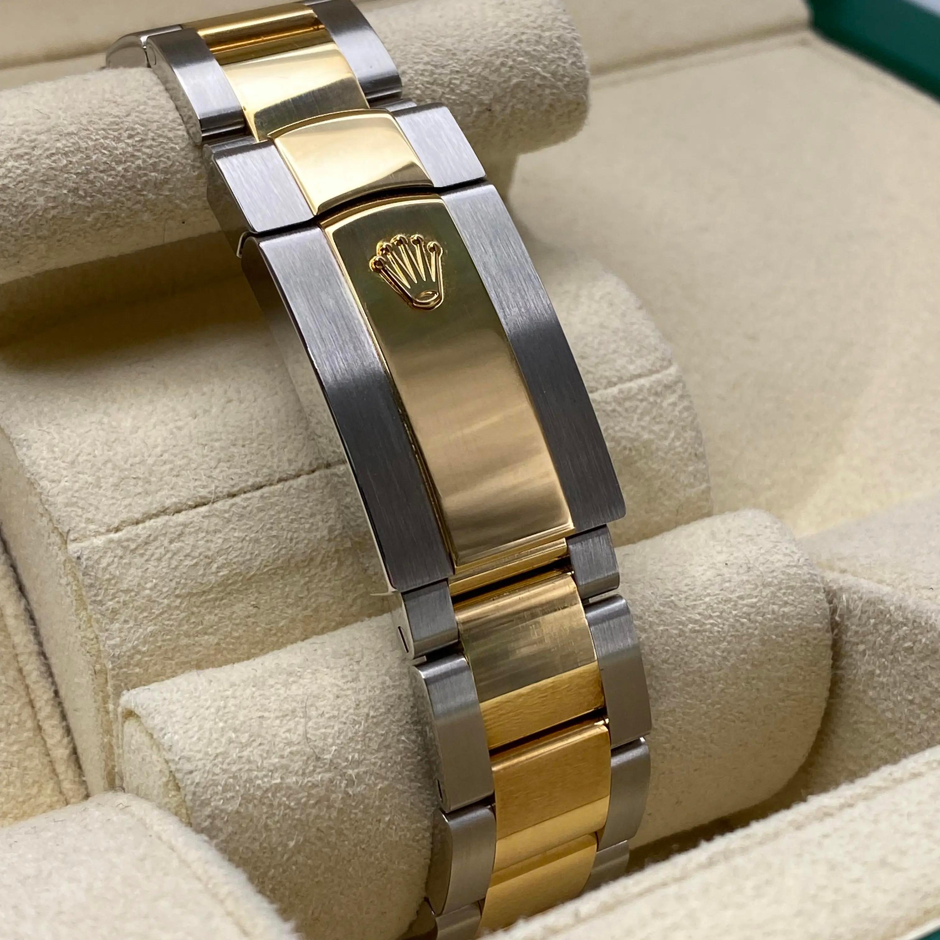 Rolex Datejust 36mm 18K Gold Steel Black Diamond Dial Automatic Watch 126233 For Sale 1