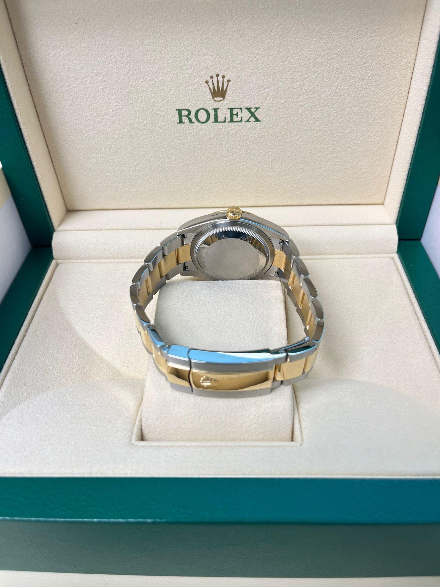 Rolex Datejust 36mm Champagne Dial Two-Tone Yellow Gold Oystersteel Watch 126203 en vente 9