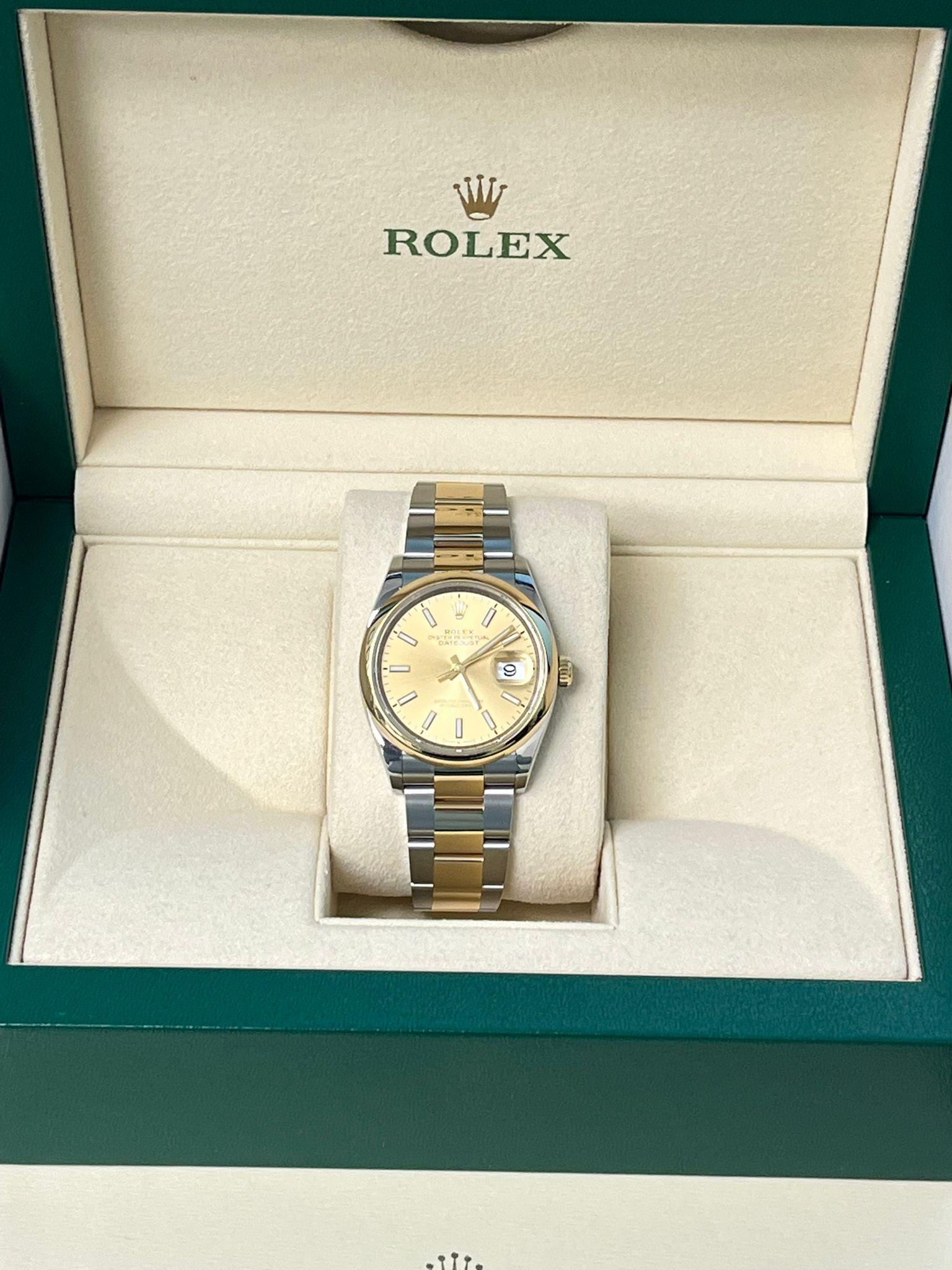 Rolex Datejust 36mm Champagne Dial Two-Tone Yellow Gold Oystersteel Watch 126203 en vente 4