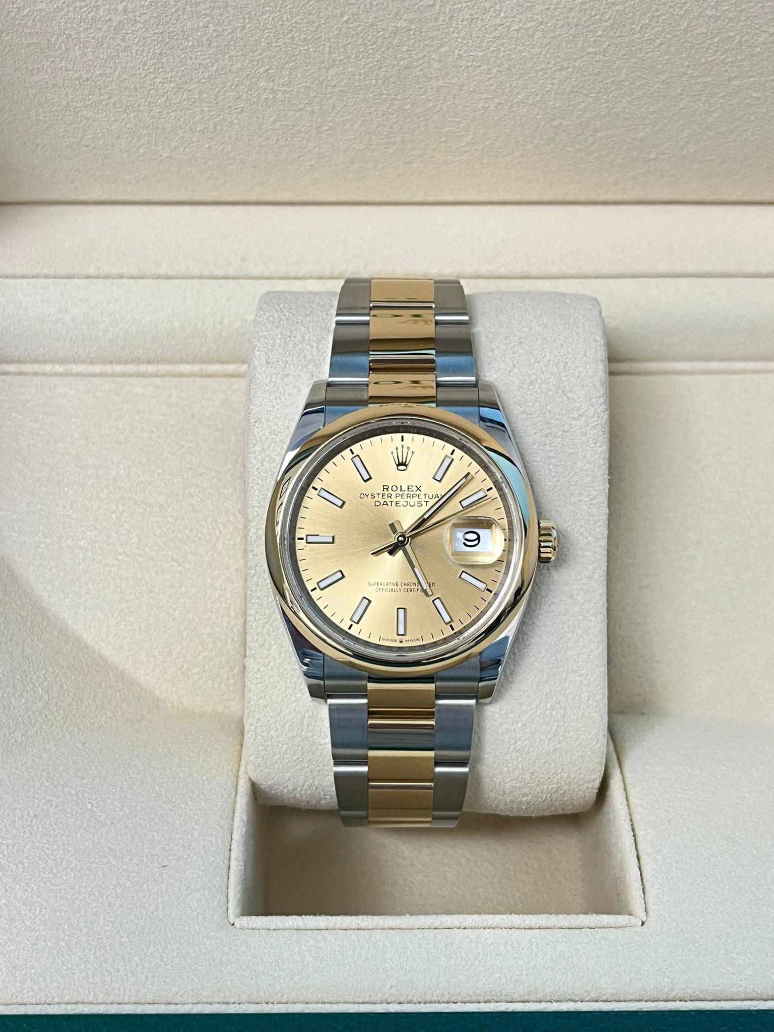 Rolex Datejust 36mm Champagne Dial Two-Tone Yellow Gold Oystersteel Watch 126203 en vente 5