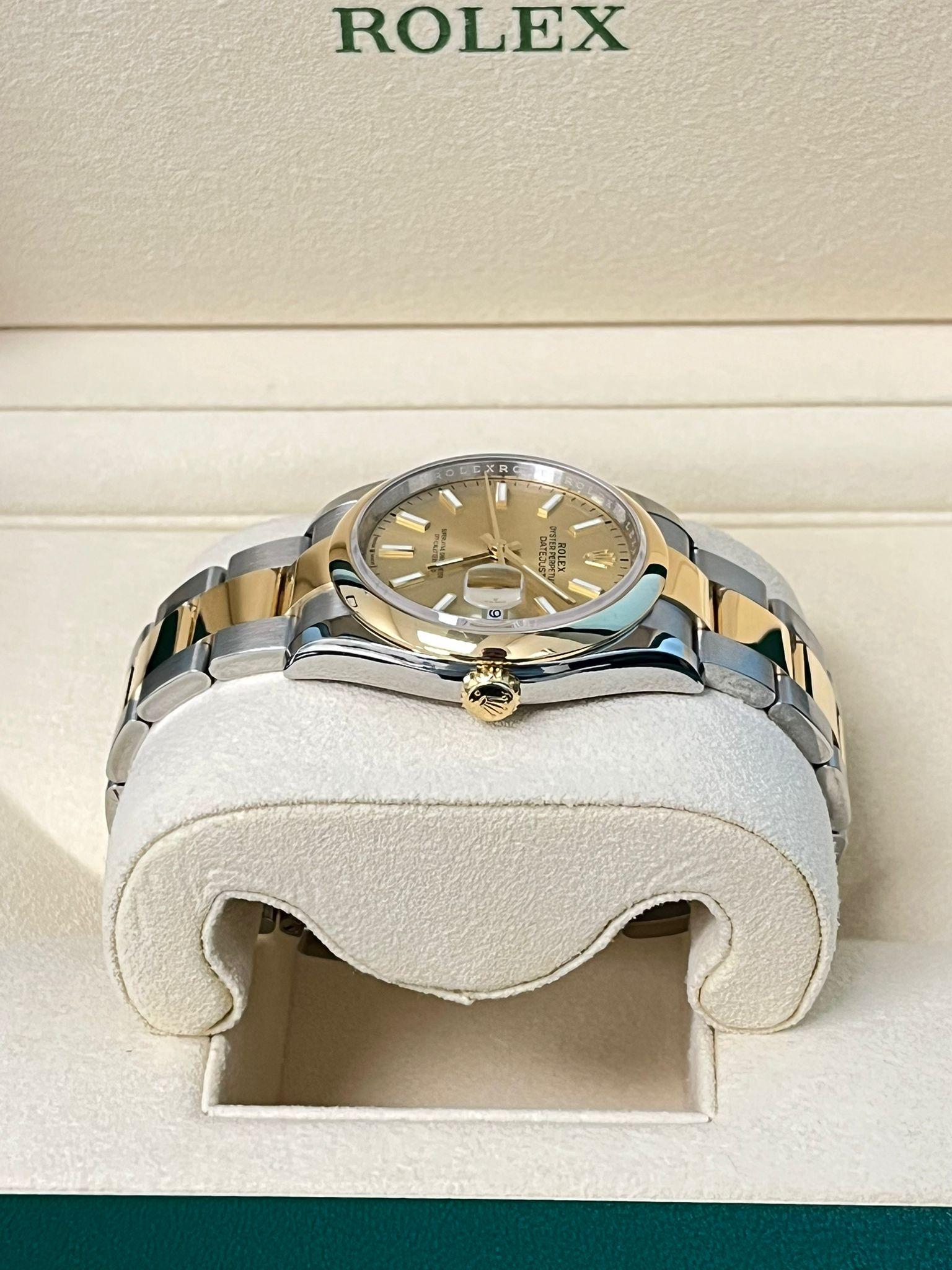 Rolex Datejust 36mm Champagne Dial Two-Tone Yellow Gold Oystersteel Watch 126203 en vente 7