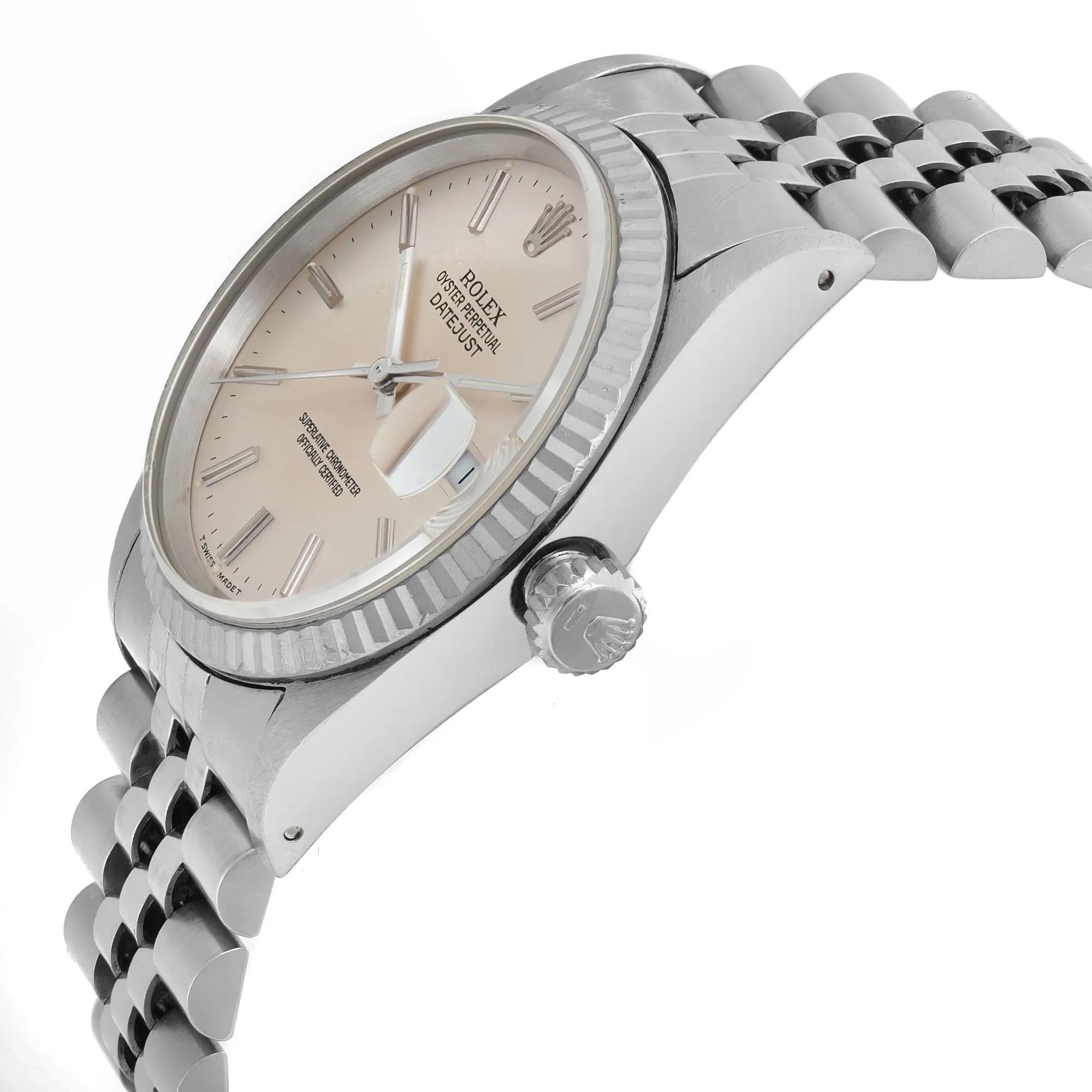 Rolex Montre Datejust 36mm Jubilee en acier inoxydable avec cadran argenté pour hommes 16234 Excellent état - En vente à New York, NY
