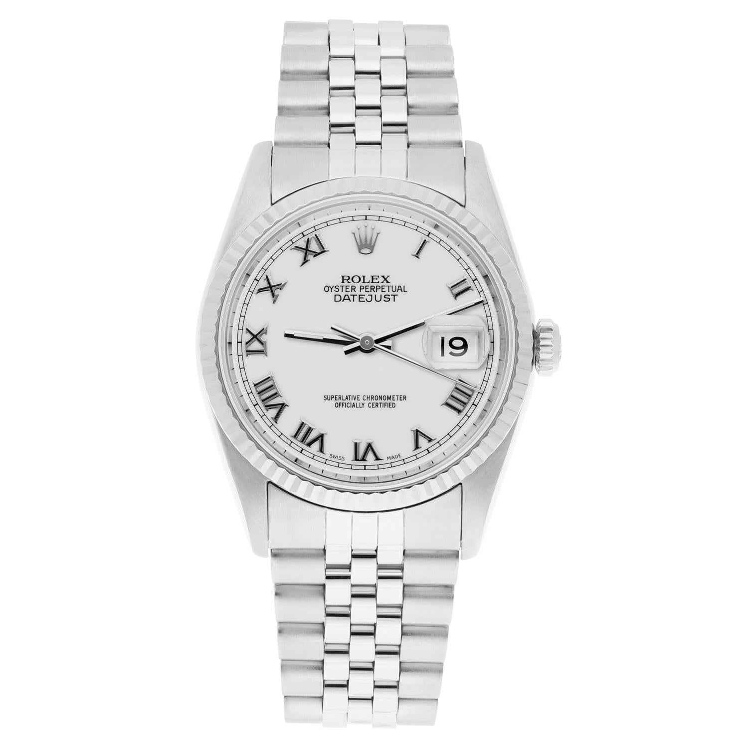 This watch has been professionally polished, serviced and is in excellent overall condition. There are absolutely no visible scratches or blemishes. Model features quick-set movement. Authenticity guaranteed! The sale comes with a jewelry box,