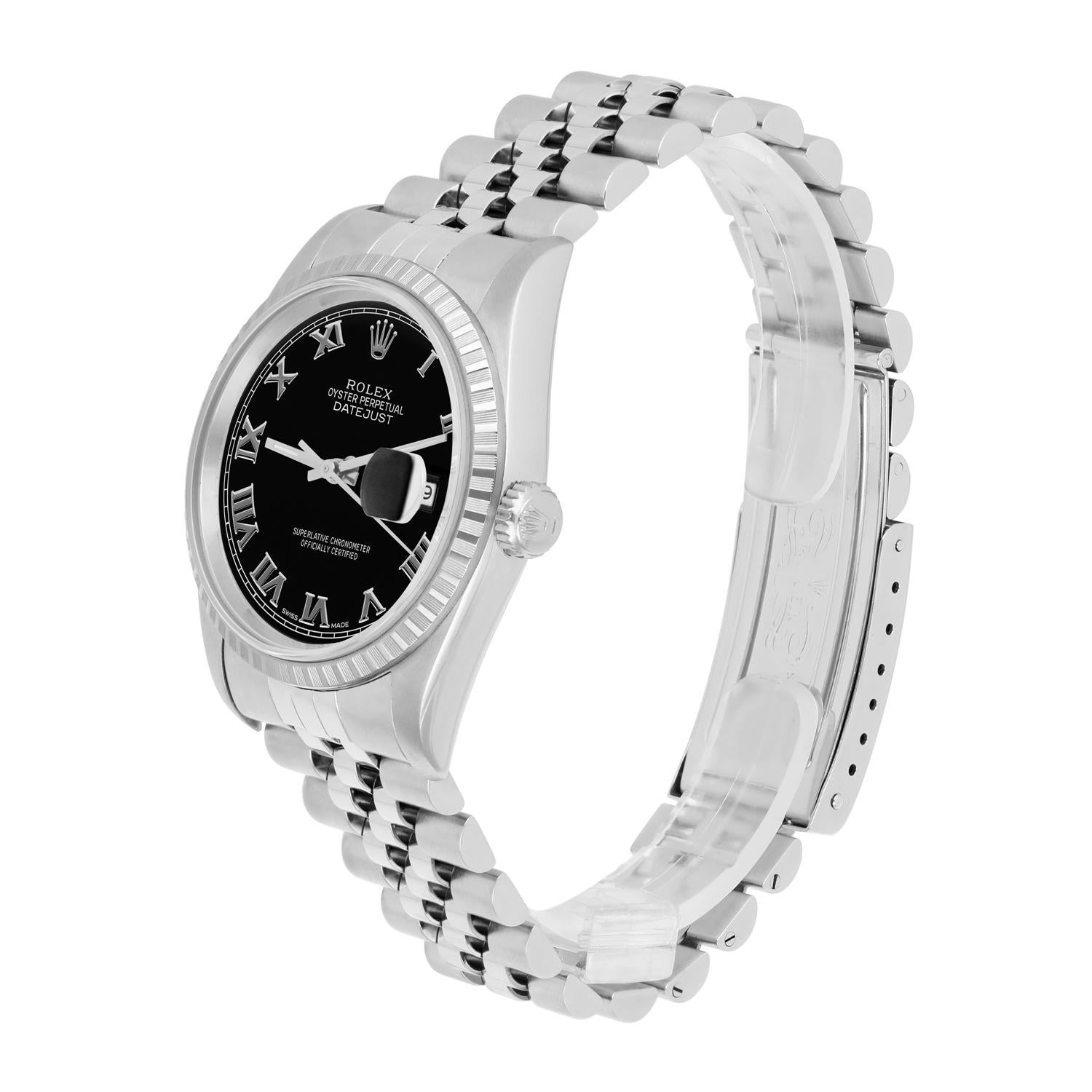 Women's or Men's Rolex Datejust 36mm Stainless Steel Watch Black Roman Dial 16220 Circa 2000 For Sale