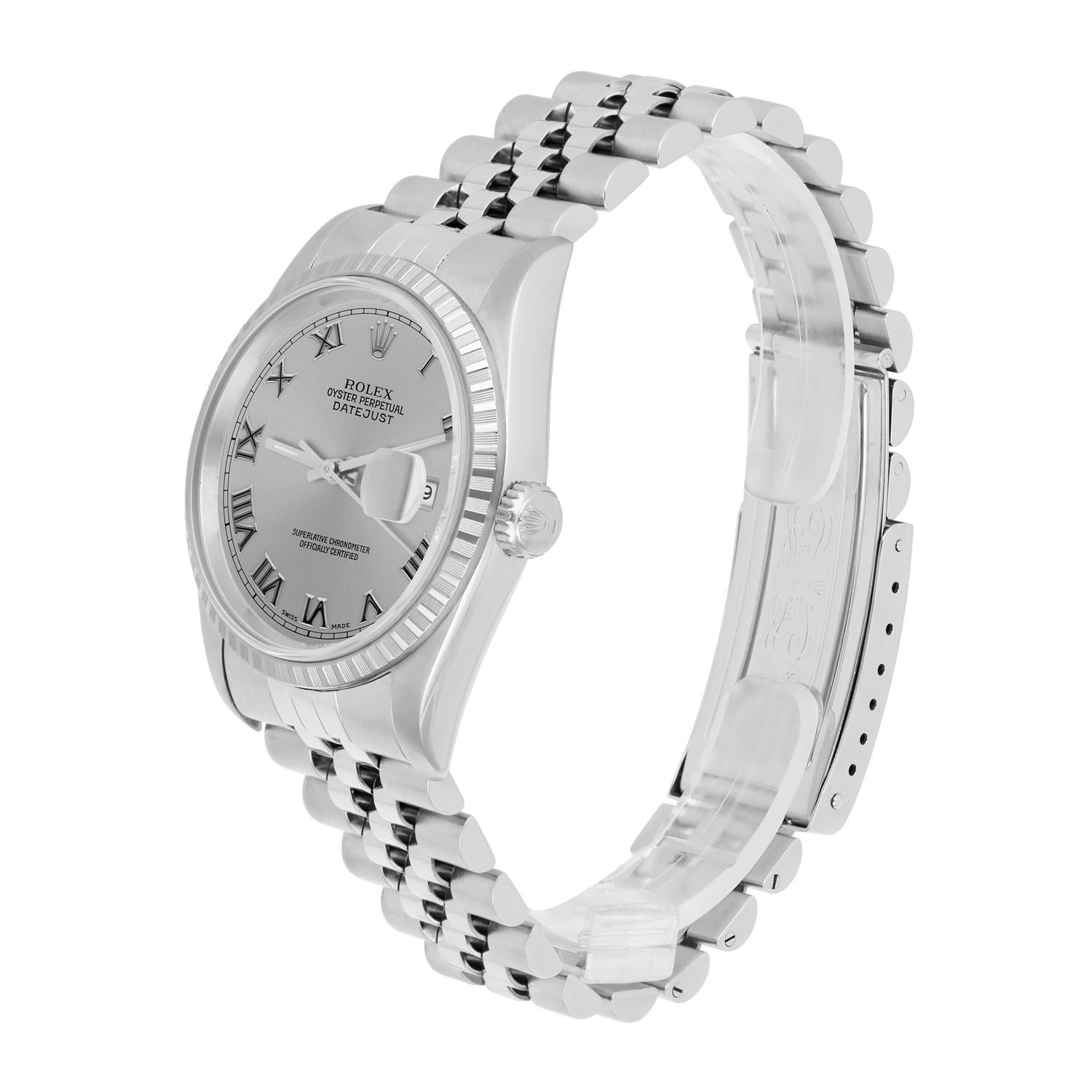 Rolex Datejust 36mm Stainless Steel Watch Silver Roman Dial 16220 Circa 1997 Excellent état - En vente à New York, NY