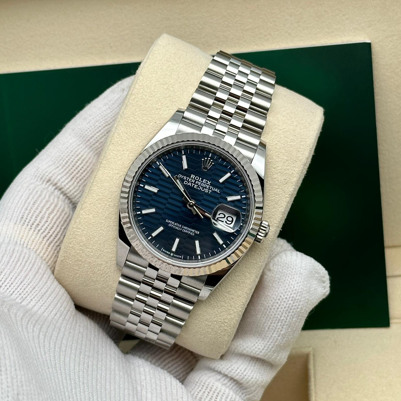 NEW Rolex Datejust 36mm Steel White Gold Blue Motif Dial Jubilee Watch 126234 For Sale 4