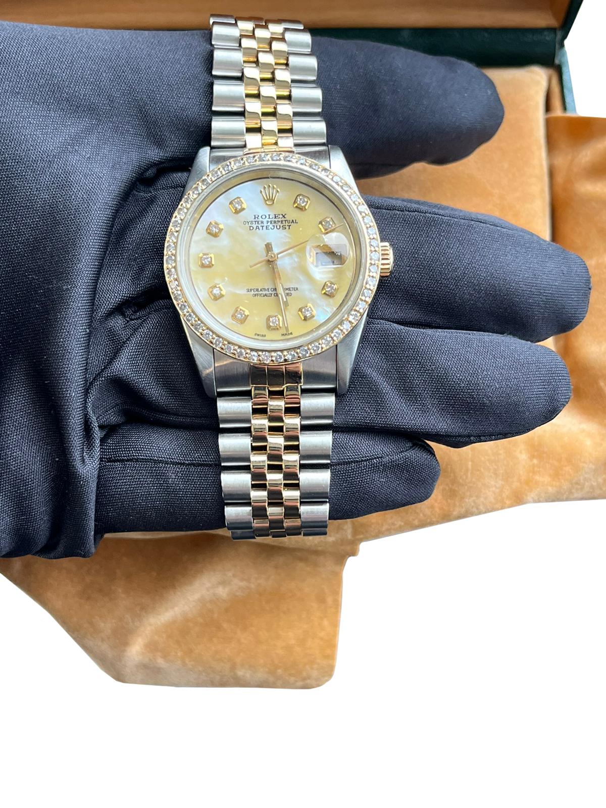 Rolex Montre Datejust 36 mm en acier, or jaune, avec cadran en diamants MOP, pour hommes 16233 en vente 8